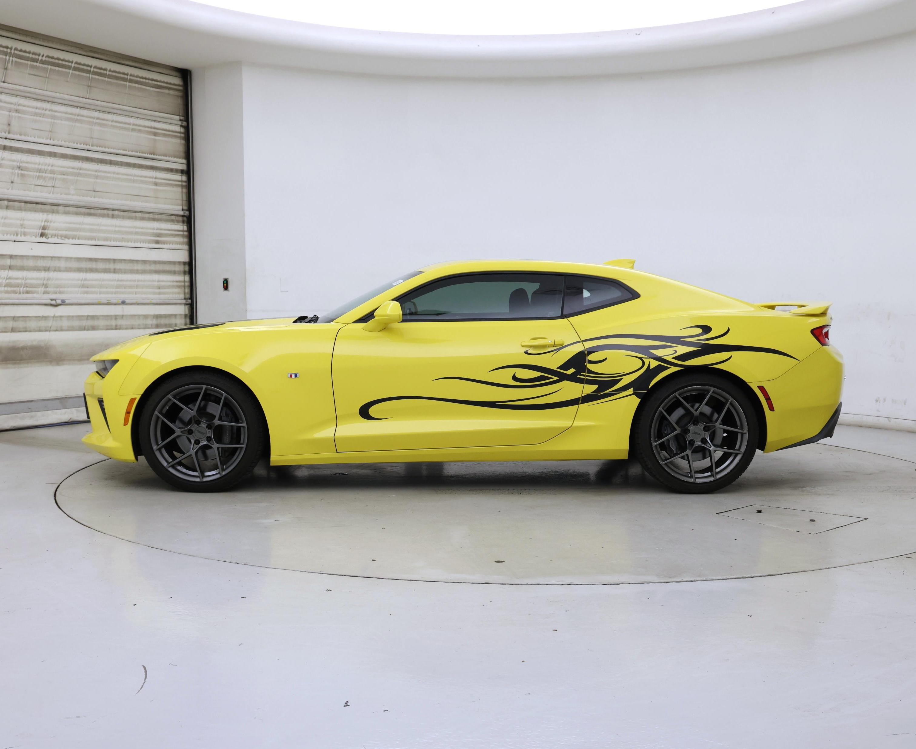 Thumbnail: 2017 Chevrolet Camaro - 3