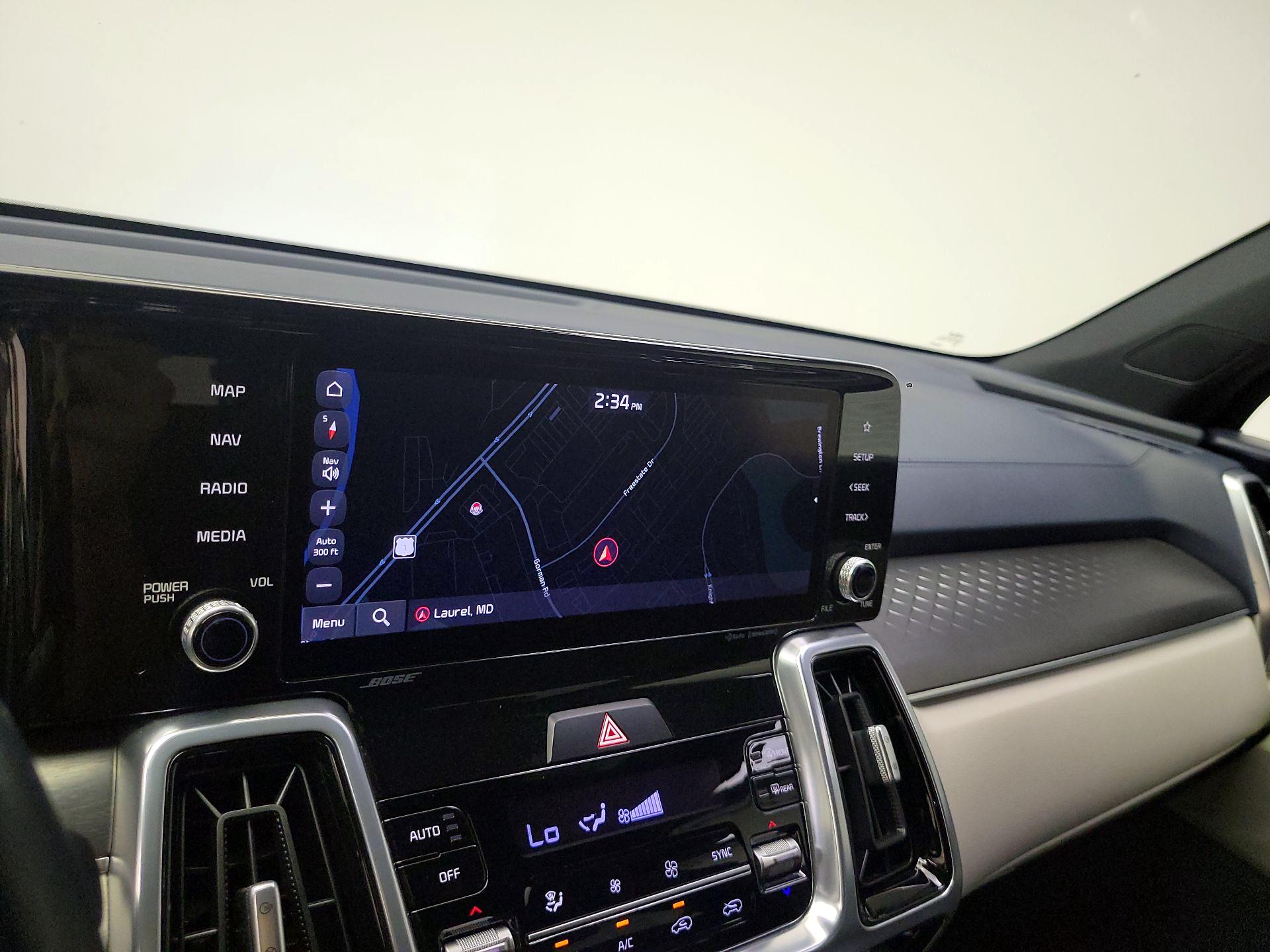 Thumbnail: 2022 Kia Sorento - 14