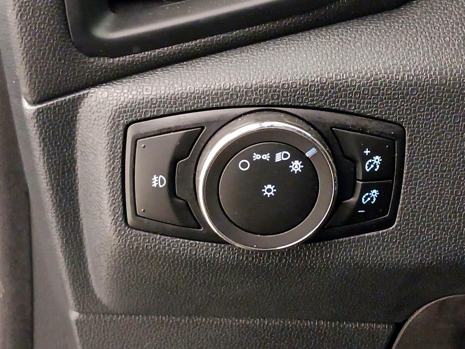 2018 Ford Ecosport SE - Photo 14