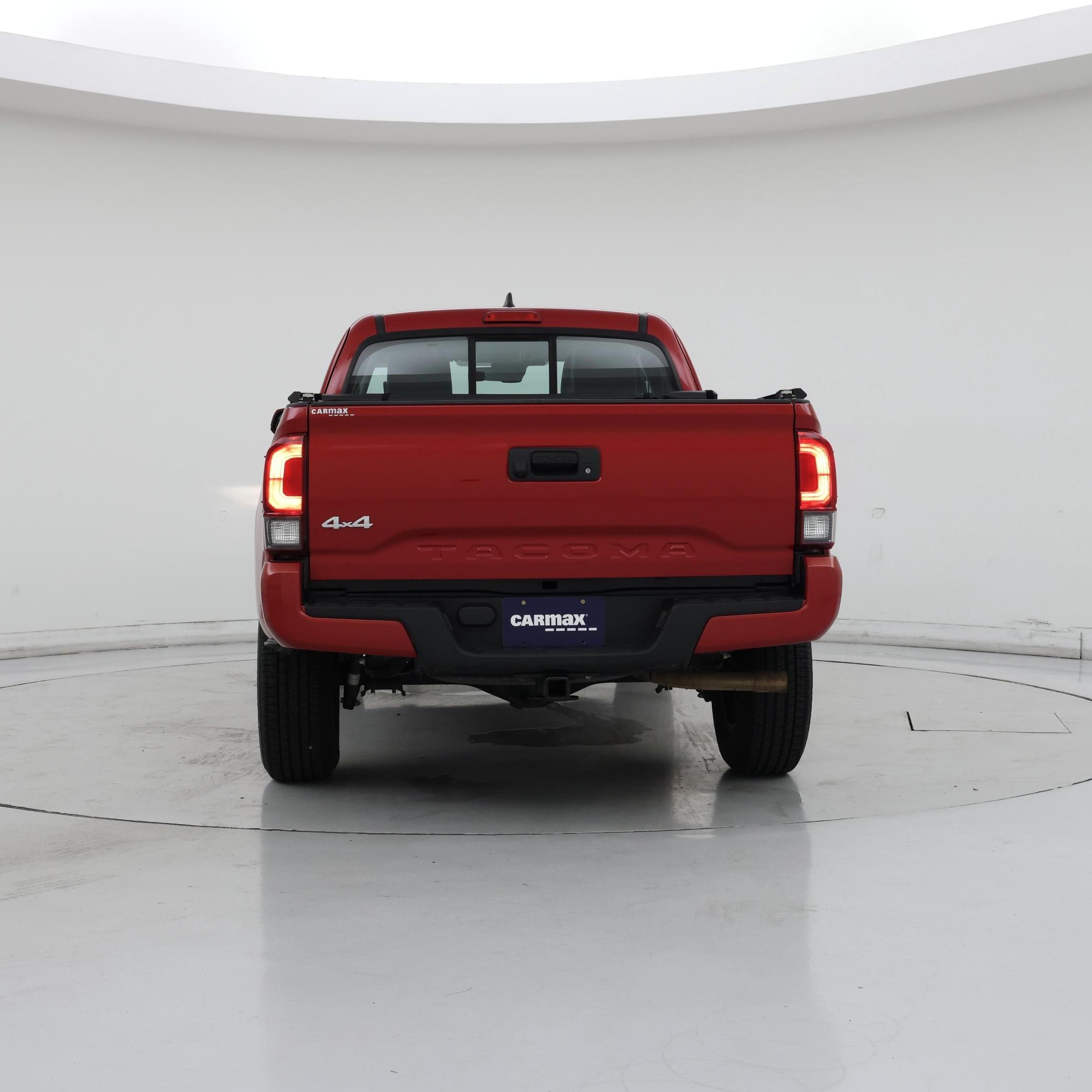Thumbnail: 2018 Toyota Tacoma - 6