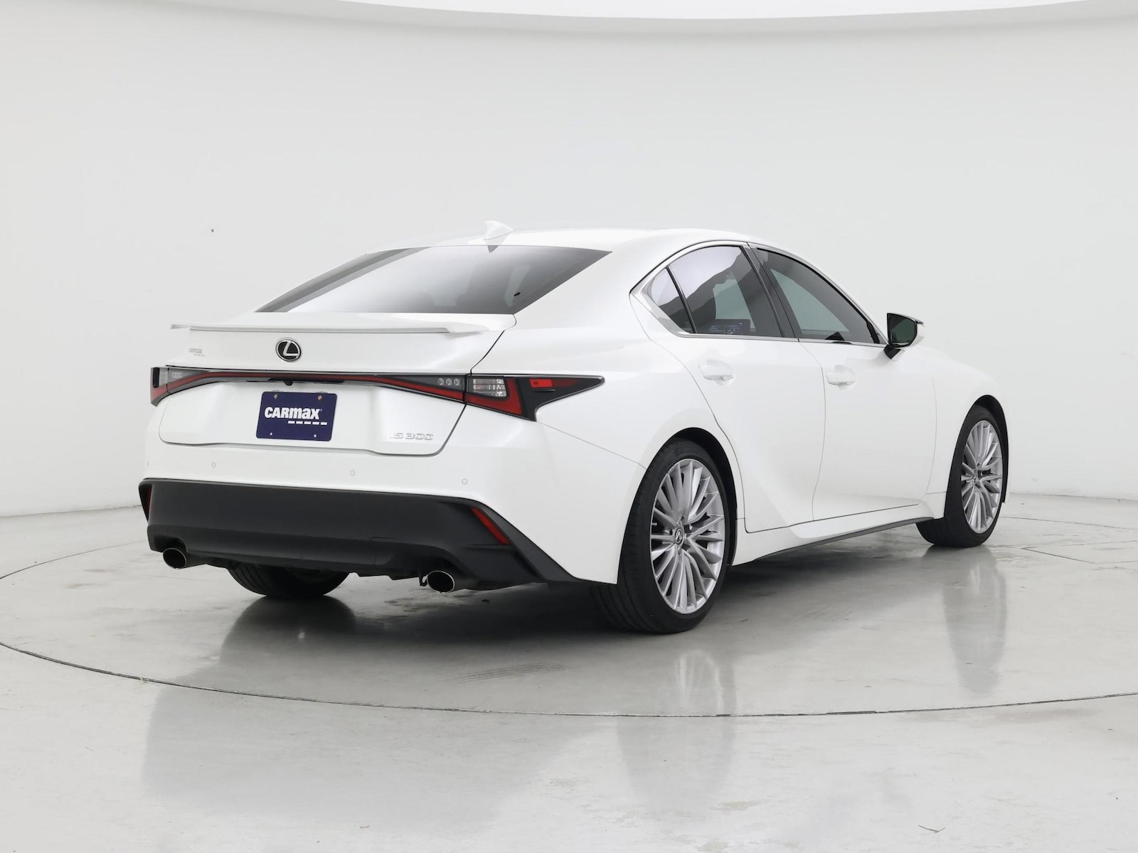 2022 Lexus IS 300 - Photo 9