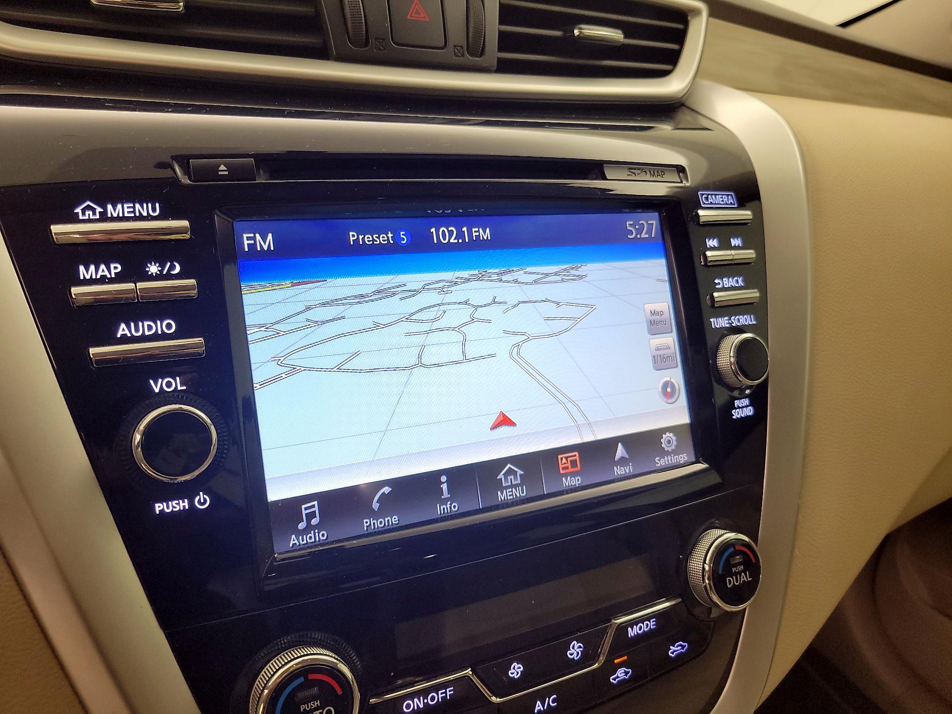 Thumbnail: 2016 Nissan Murano - 14