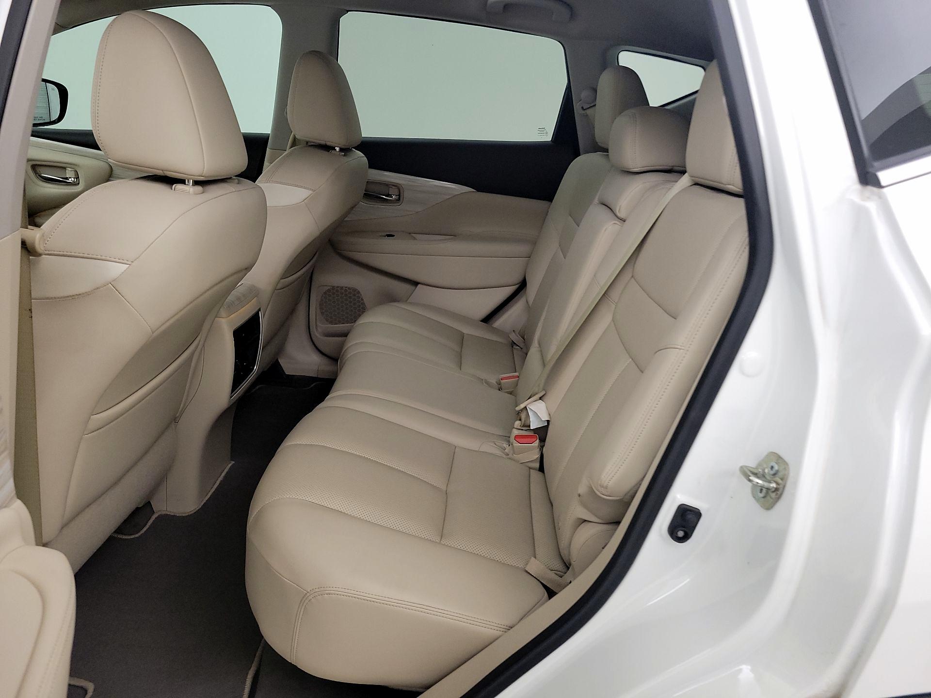 Thumbnail: 2016 Nissan Murano - 20