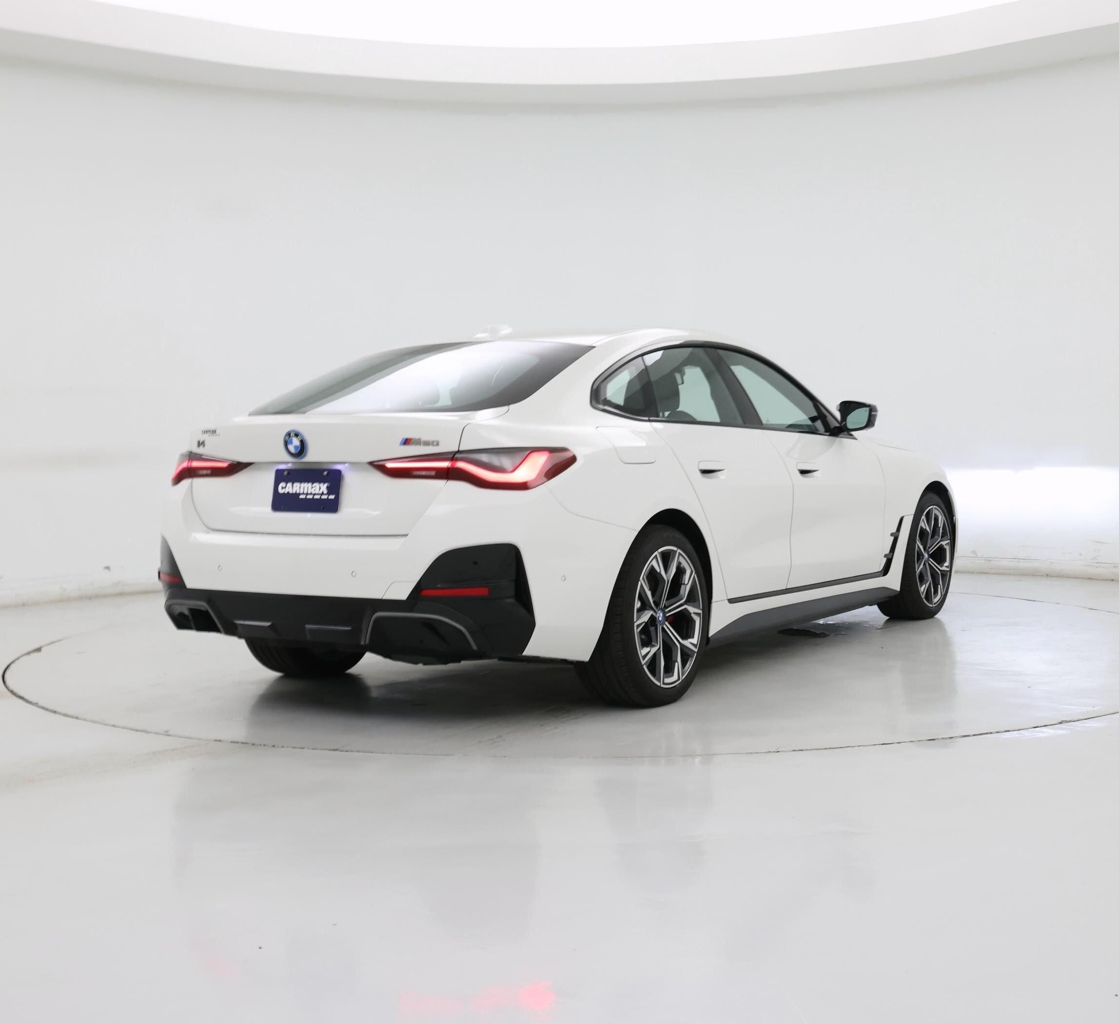 Thumbnail: 2024 BMW i4 - 8