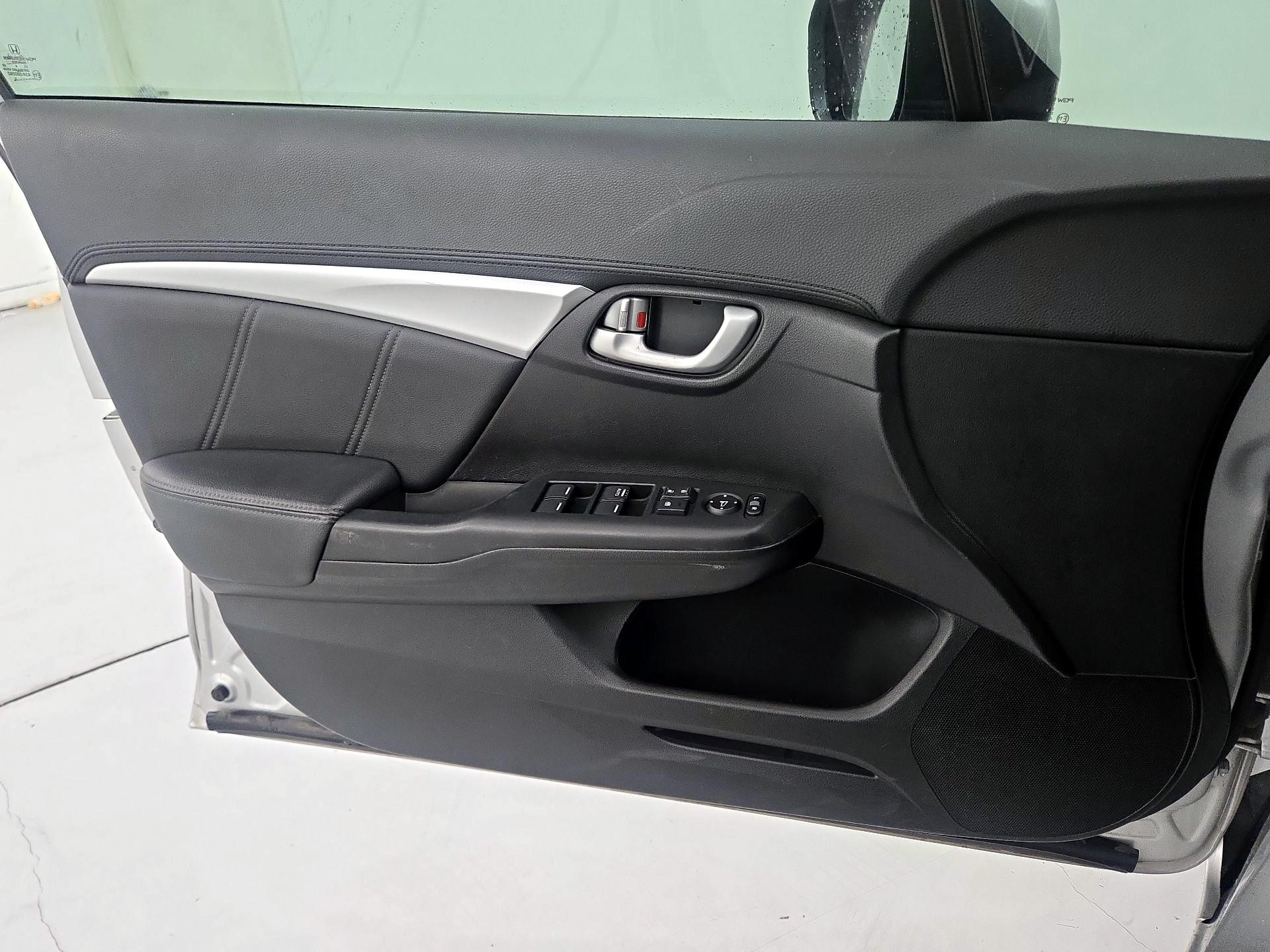 Thumbnail: 2014 Honda Civic - 12