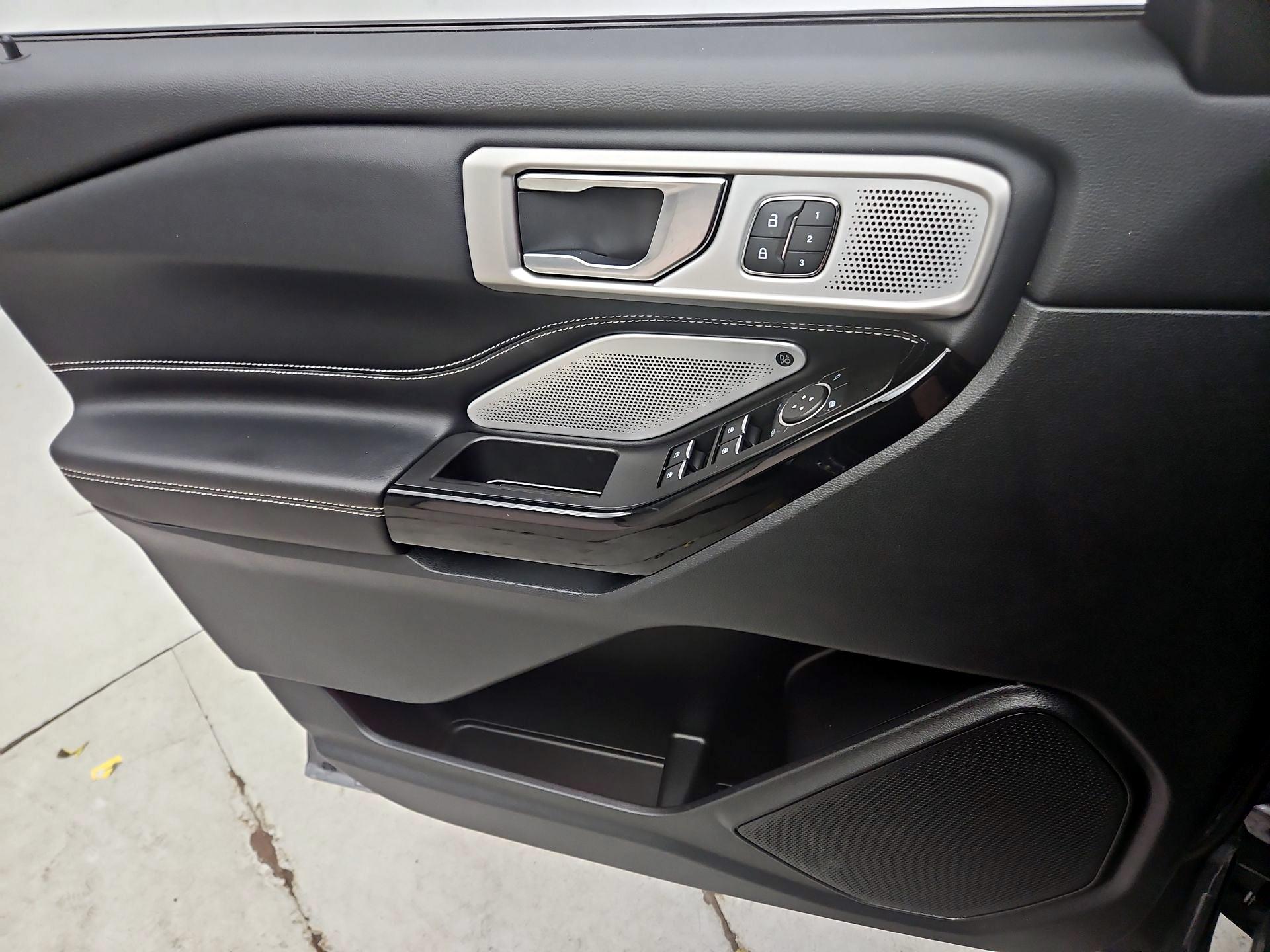 Thumbnail: 2021 Ford Explorer - 12