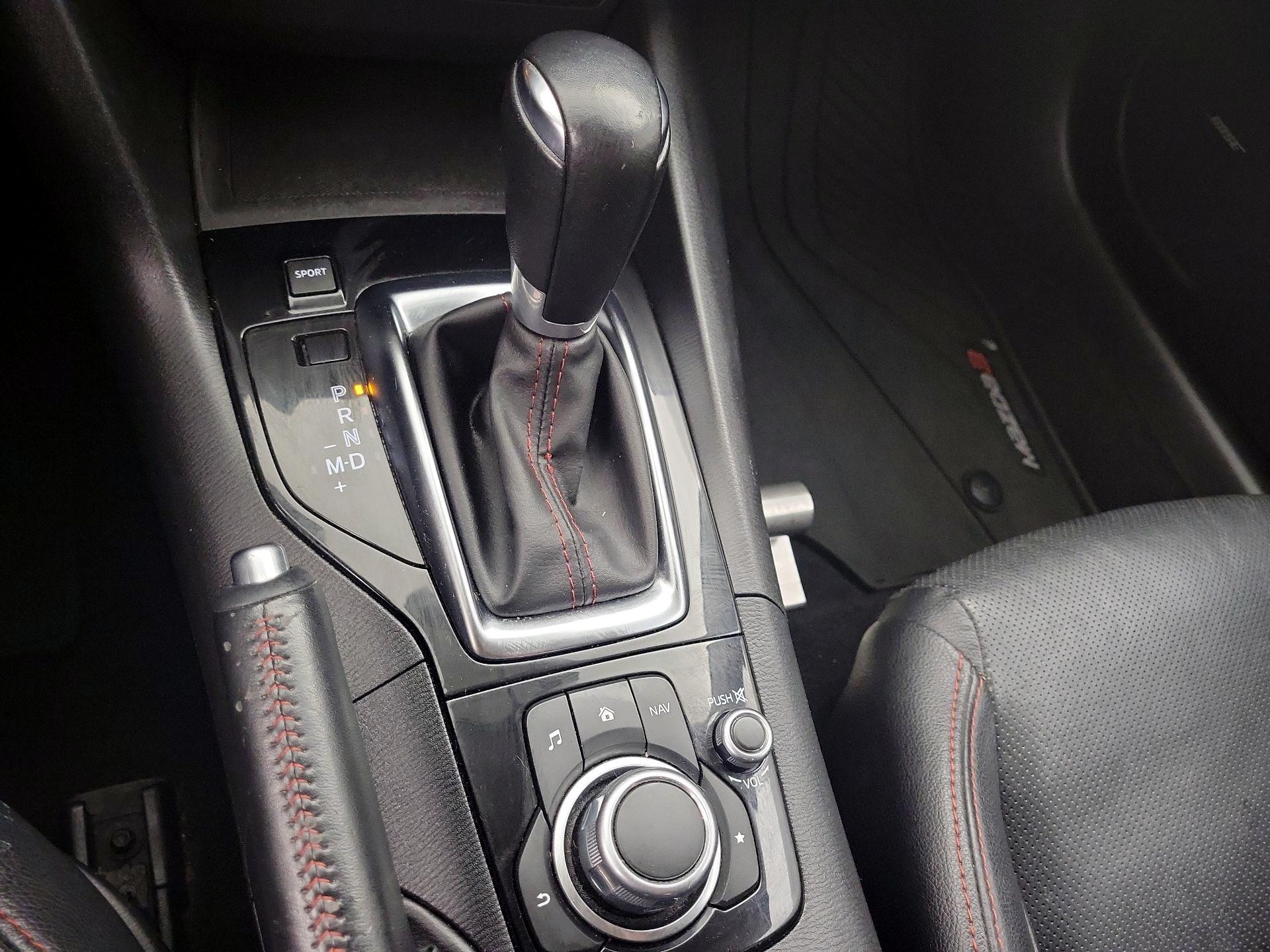 Thumbnail: 2014 Mazda Mazda3 - 18
