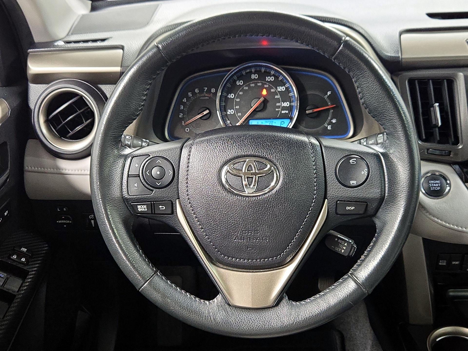 Thumbnail: 2014 Toyota RAV4 - 10