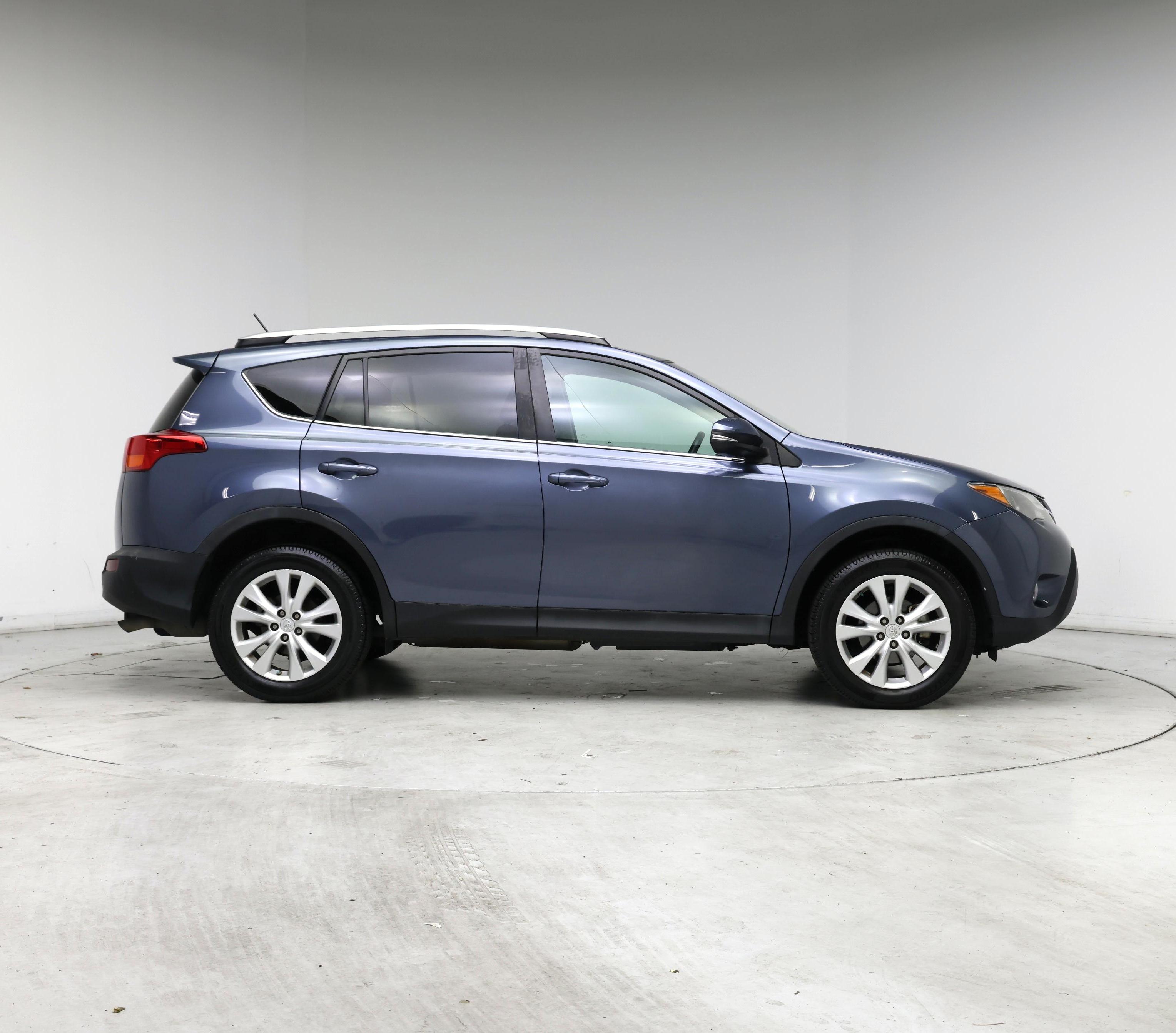 Thumbnail: 2014 Toyota RAV4 - 7