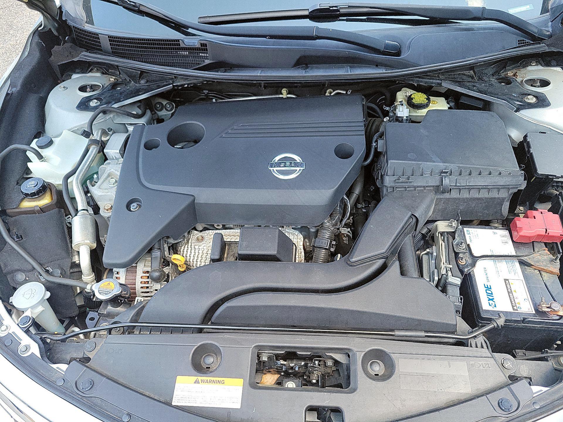 Thumbnail: 2014 Nissan Altima - 20
