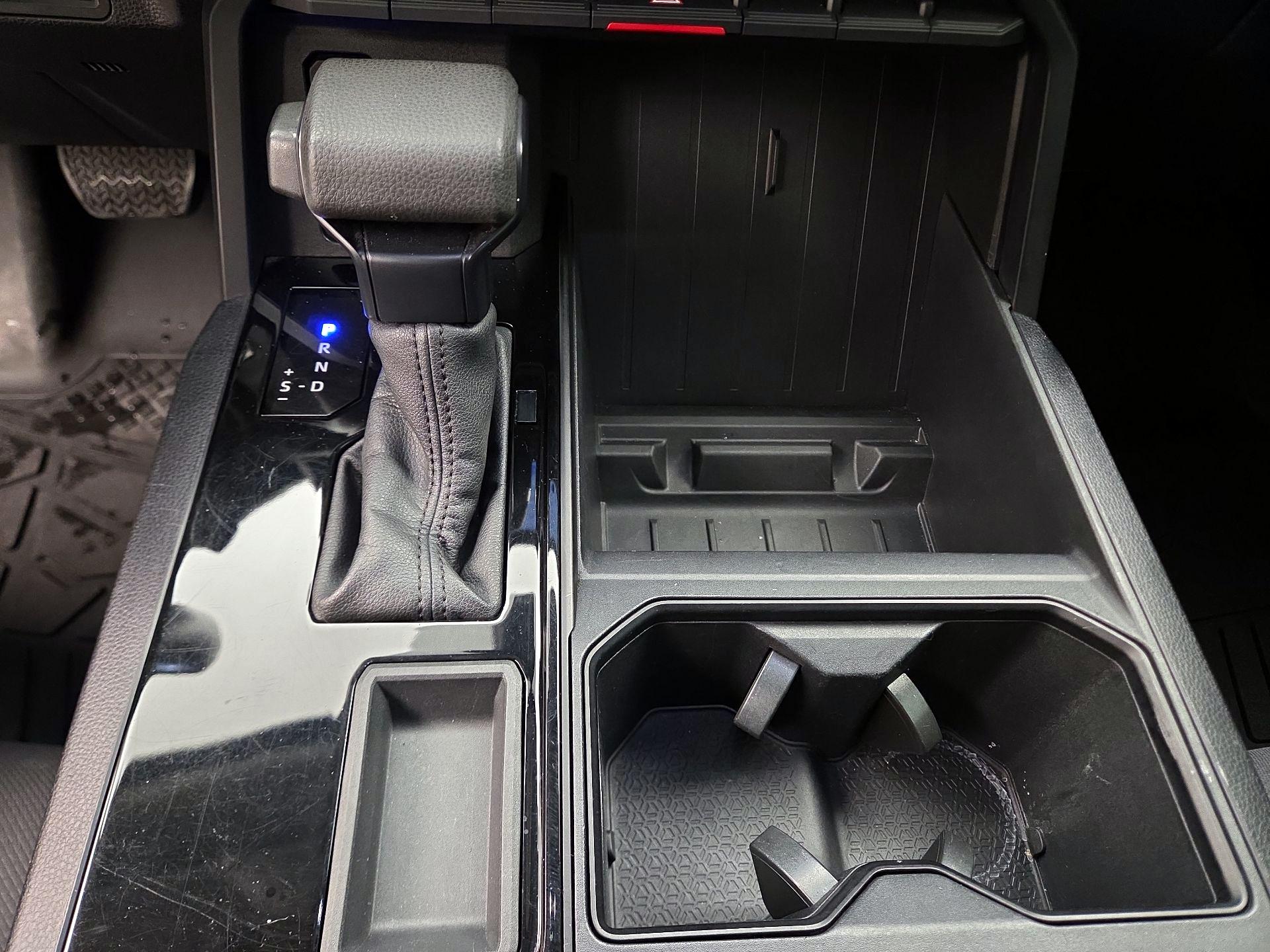 Thumbnail: 2022 Toyota Tundra - 17