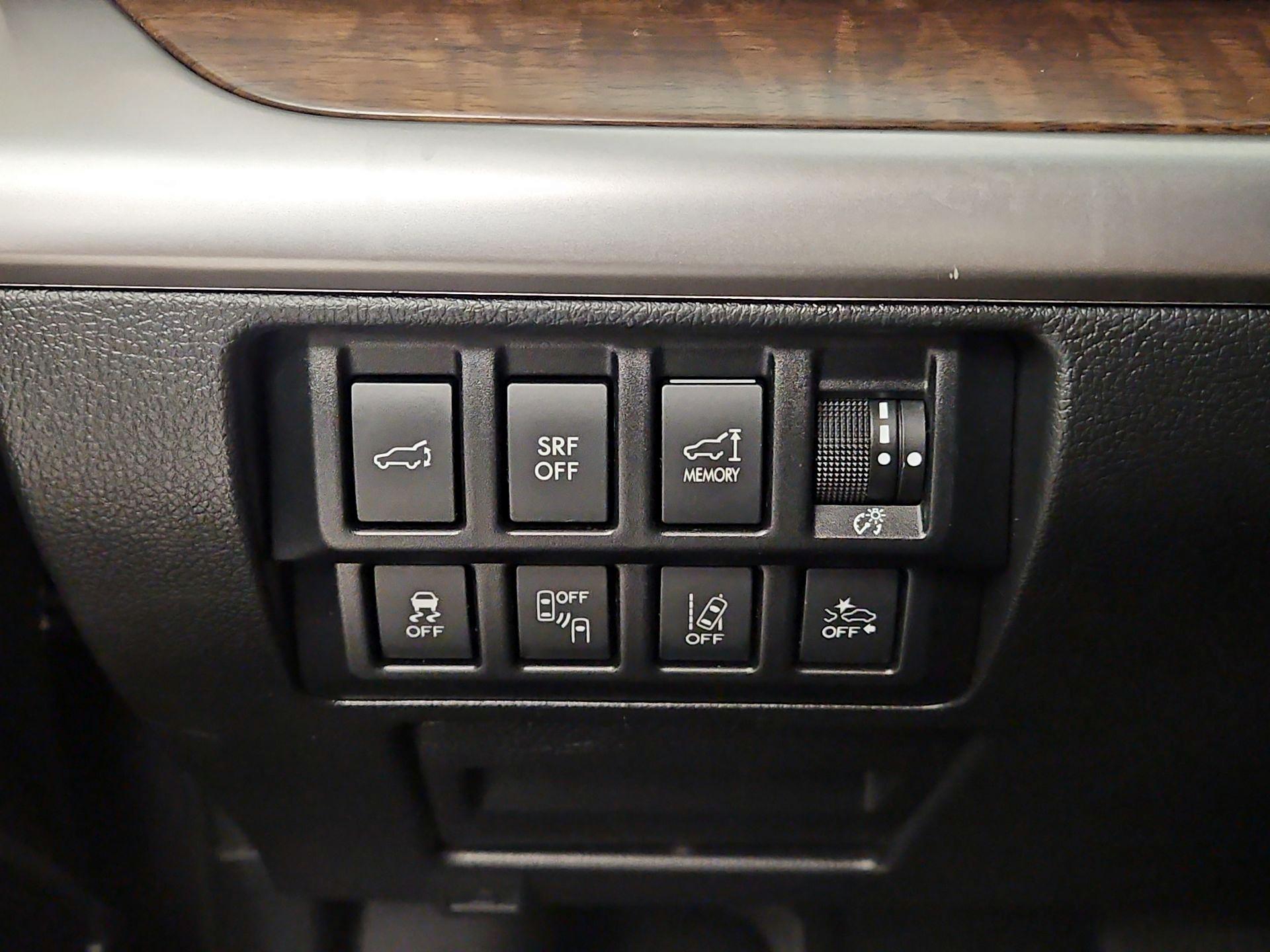 Thumbnail: 2015 Subaru Outback - 11