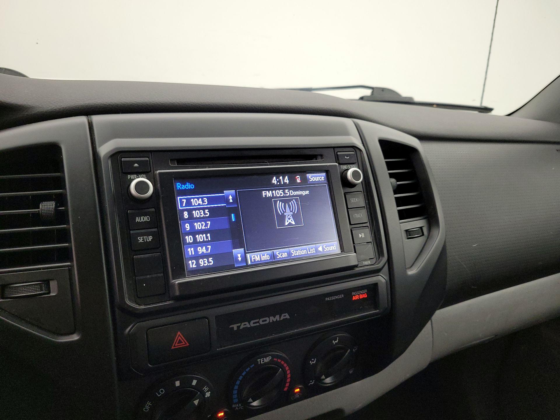 Thumbnail: 2015 Toyota Tacoma - 13