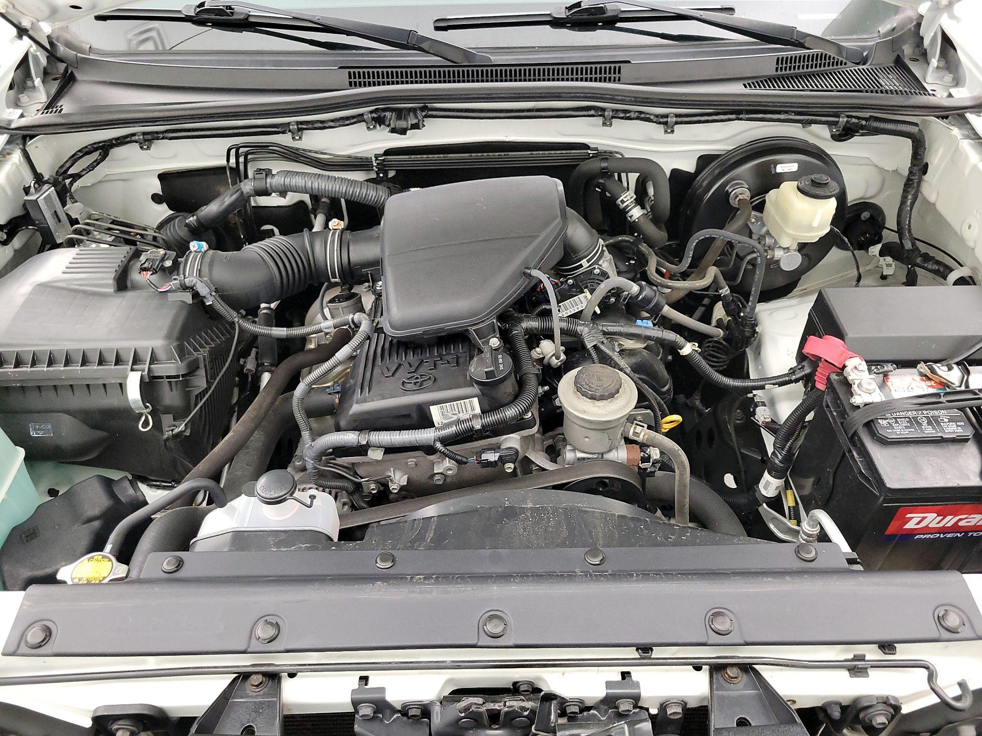 Thumbnail: 2015 Toyota Tacoma - 19