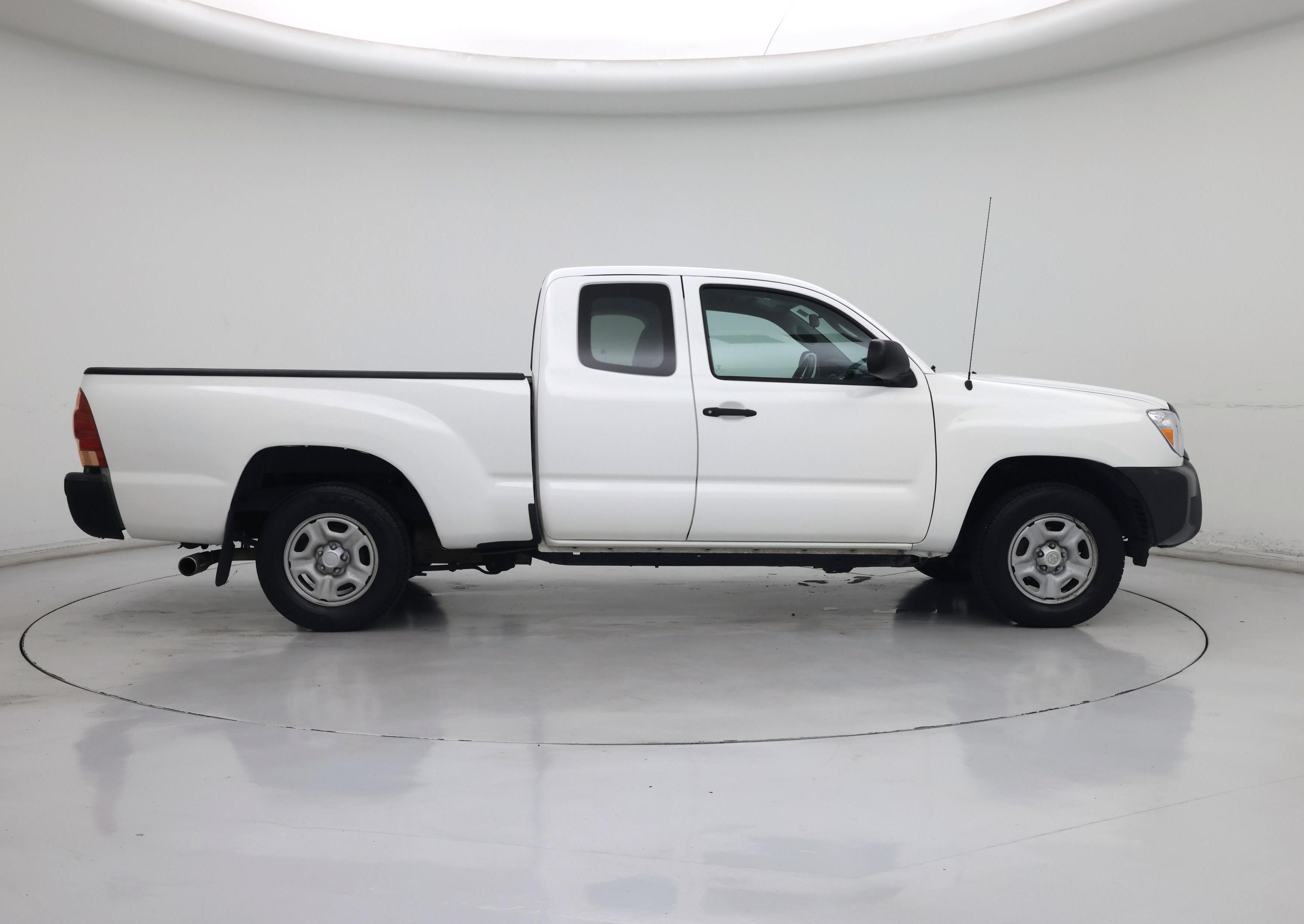 Thumbnail: 2015 Toyota Tacoma - 7