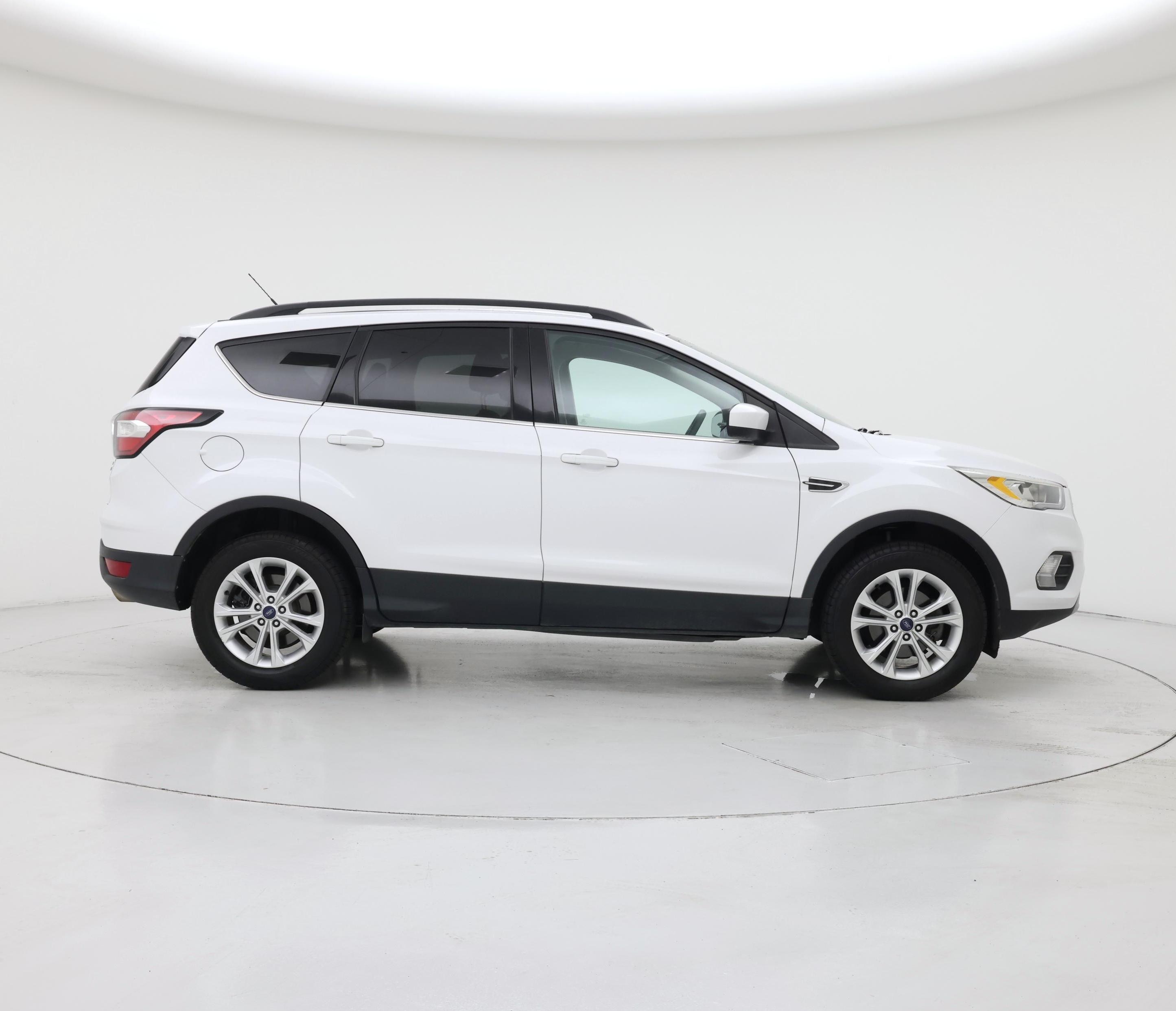 Thumbnail: 2017 Ford Escape - 7