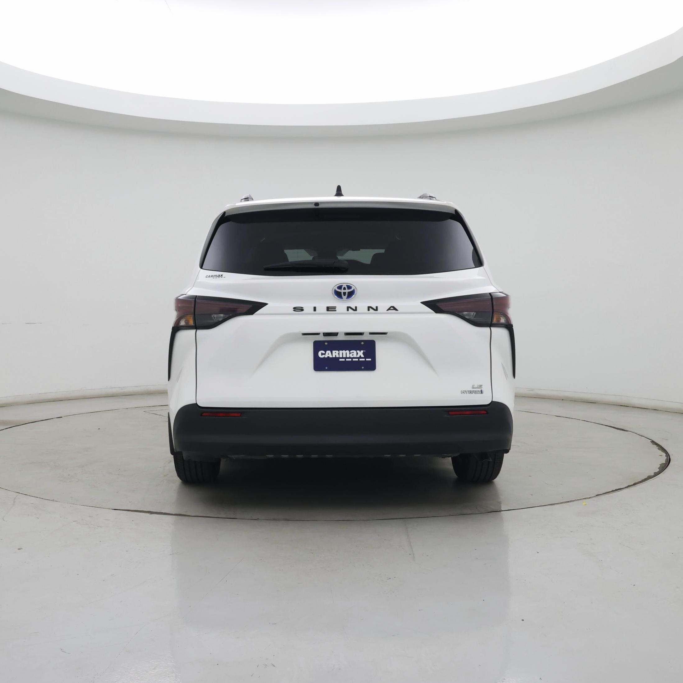 Thumbnail: 2023 Toyota Sienna - 8
