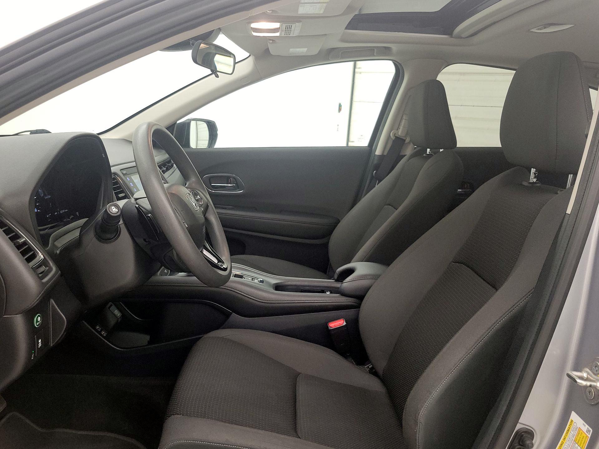 Thumbnail: 2019 Honda HR-V - 11