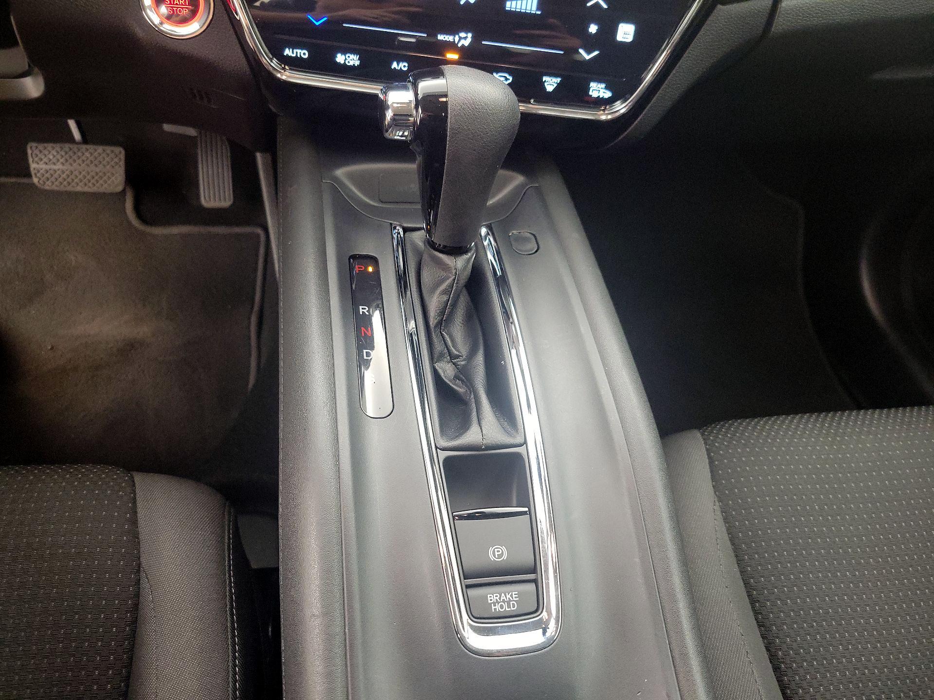 Thumbnail: 2019 Honda HR-V - 17