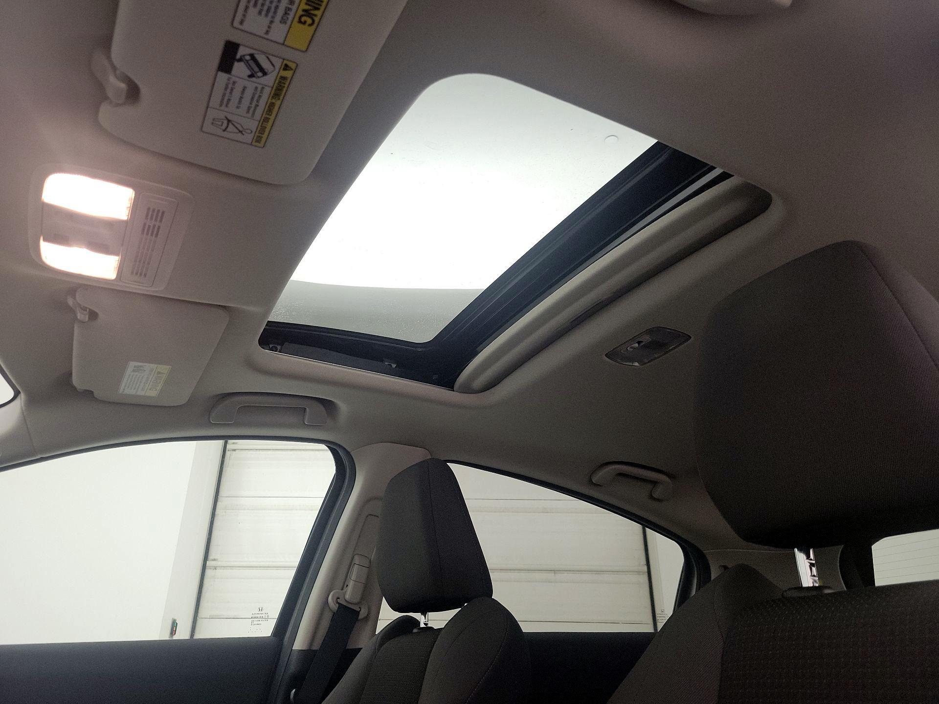 Thumbnail: 2019 Honda HR-V - 19