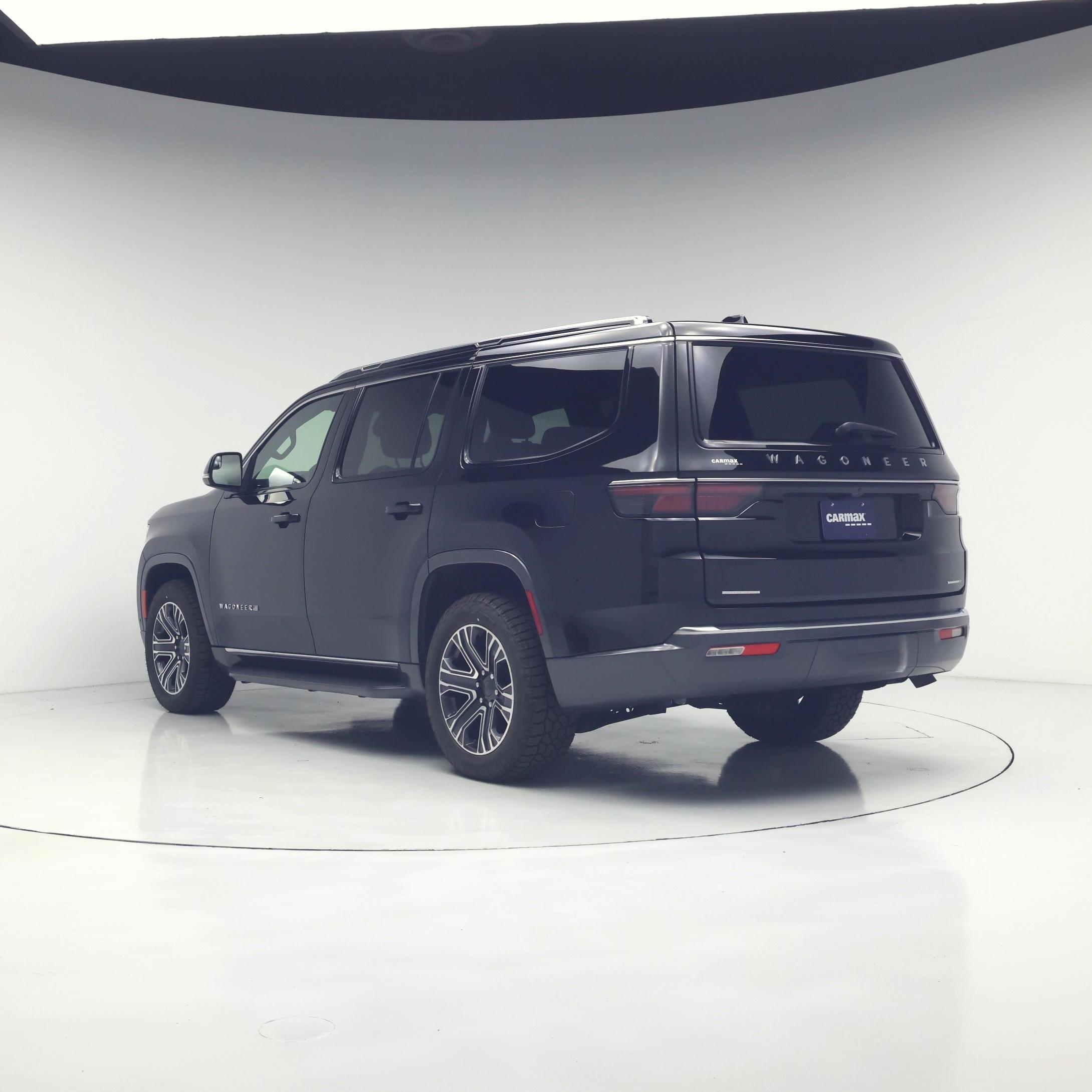 Thumbnail: 2022 Jeep Wagoneer - 2
