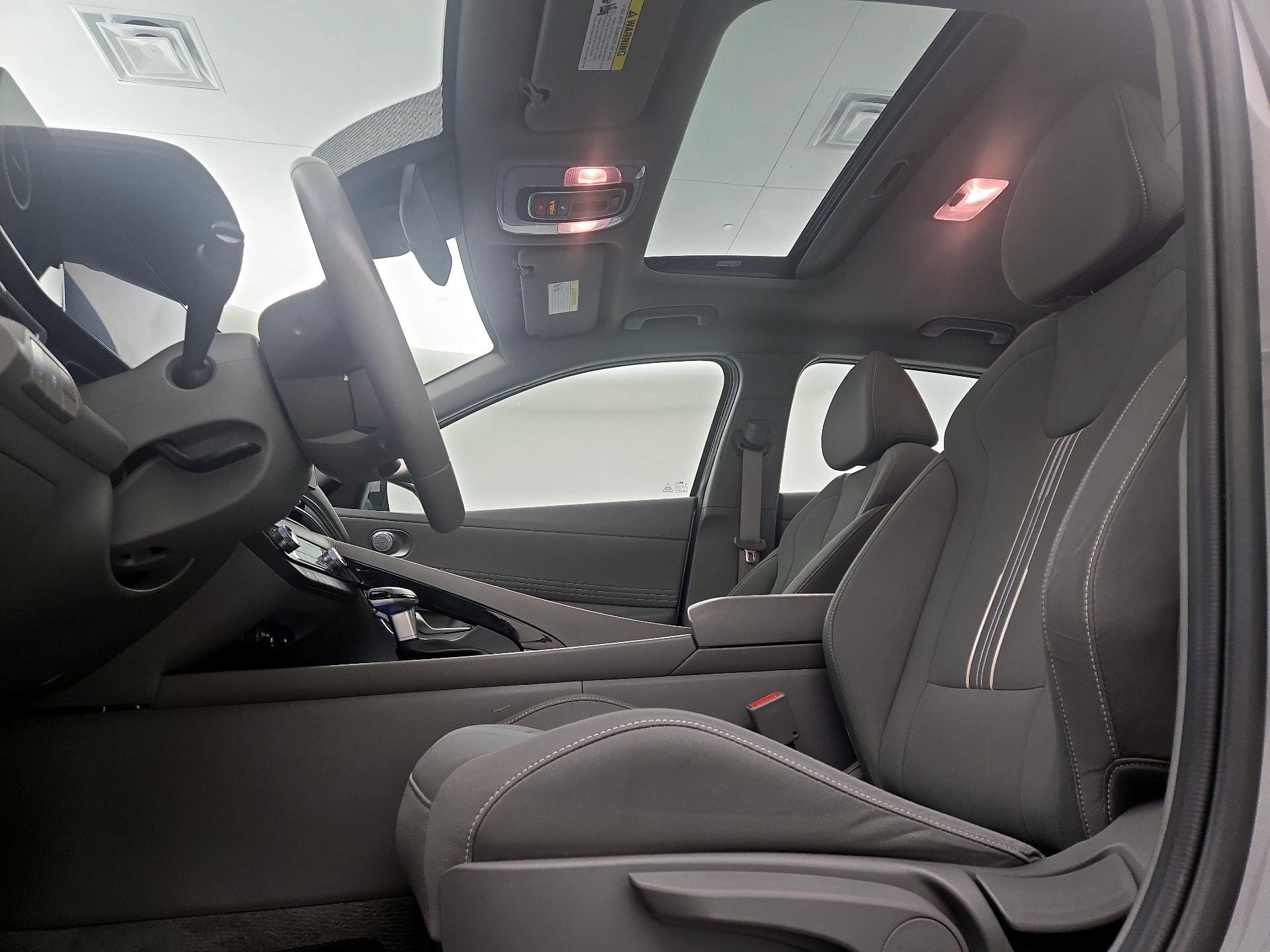 Thumbnail: 2024 Hyundai Elantra - 20