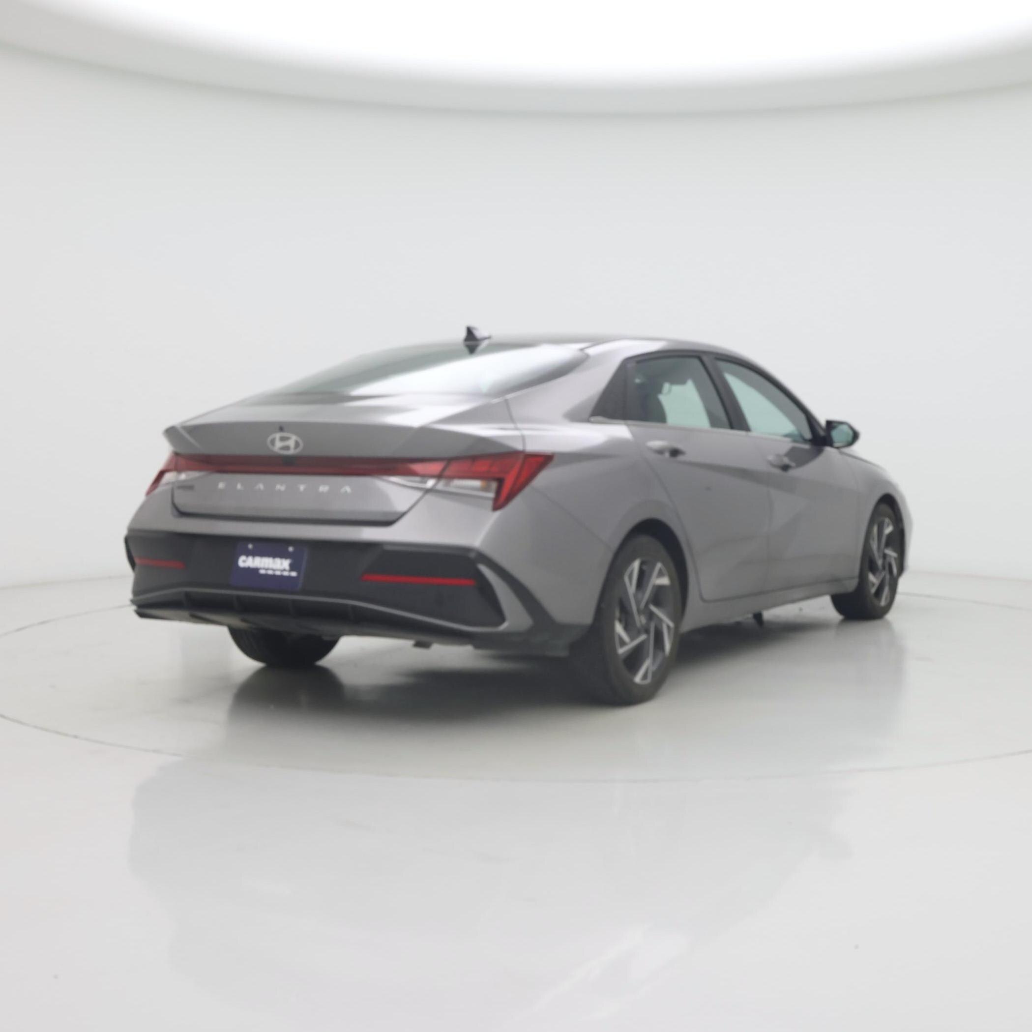 Thumbnail: 2024 Hyundai Elantra - 8