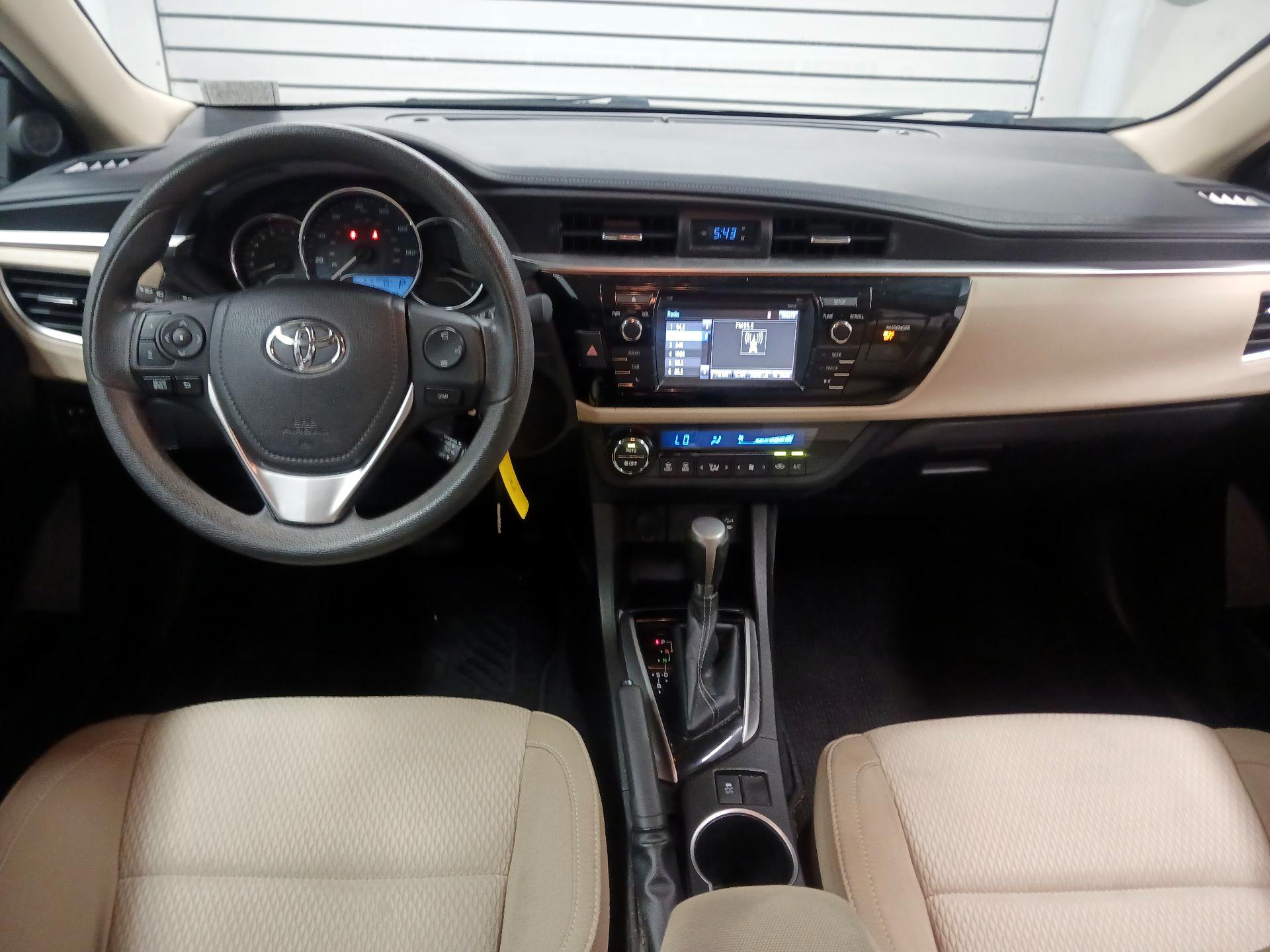 Thumbnail: 2014 Toyota Corolla - 9