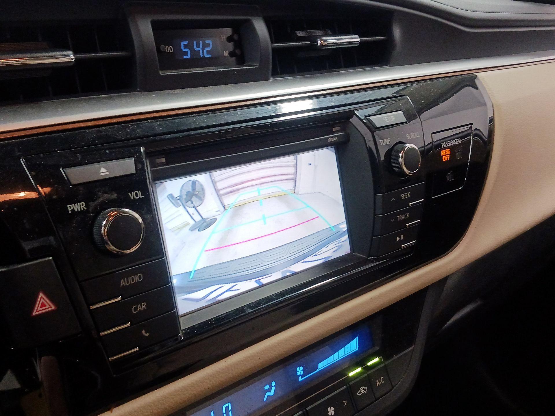 Thumbnail: 2014 Toyota Corolla - 14