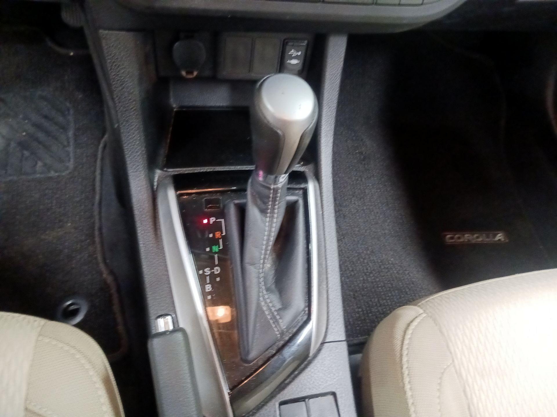 Thumbnail: 2014 Toyota Corolla - 17
