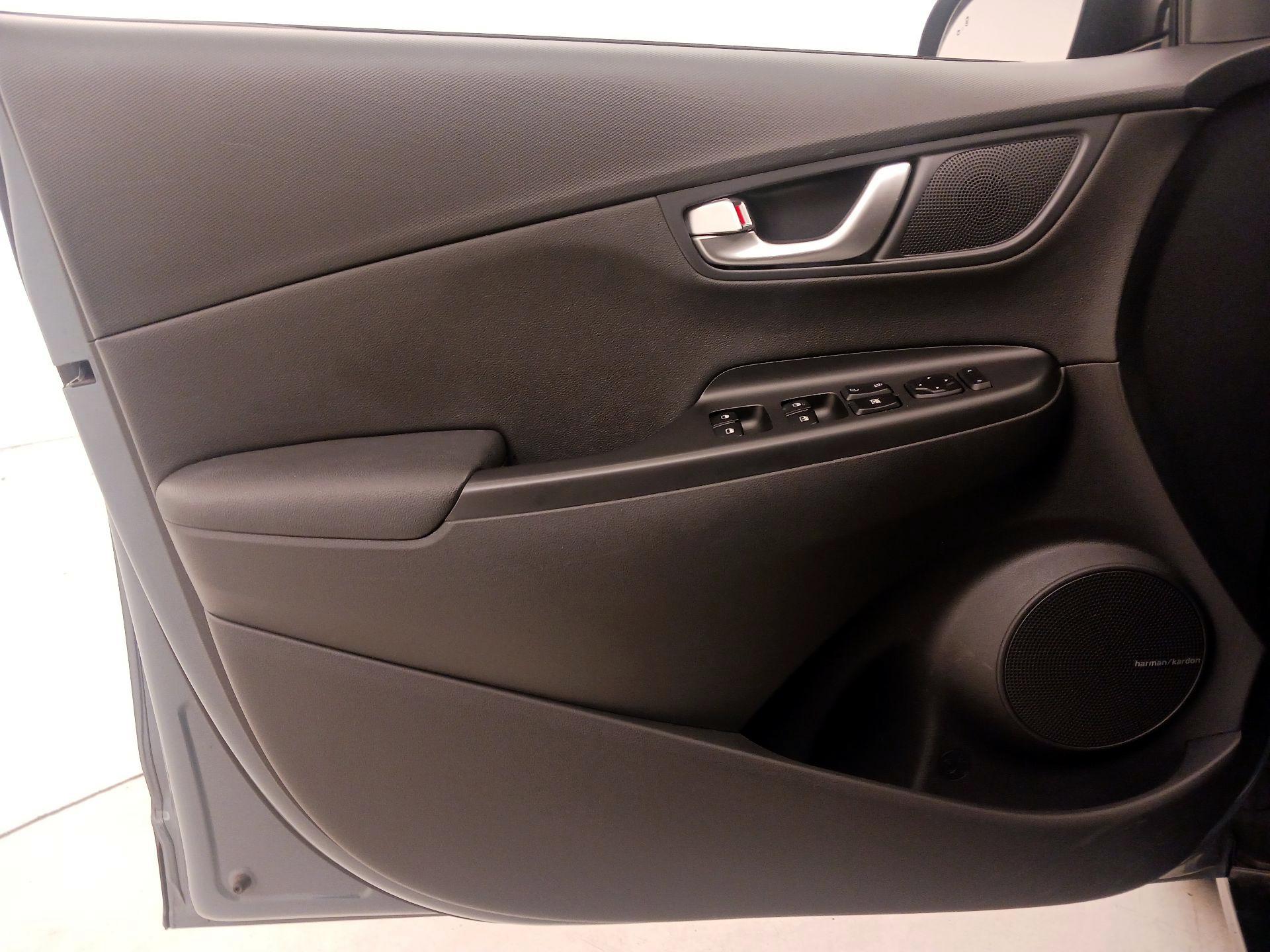 Thumbnail: 2022 Hyundai Kona - 12
