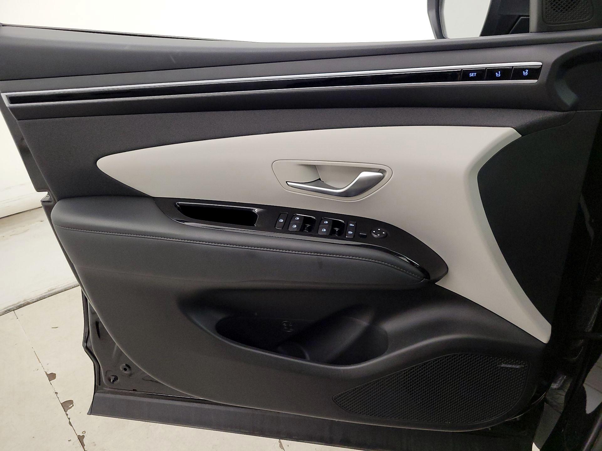 Thumbnail: 2023 Hyundai Tucson - 12