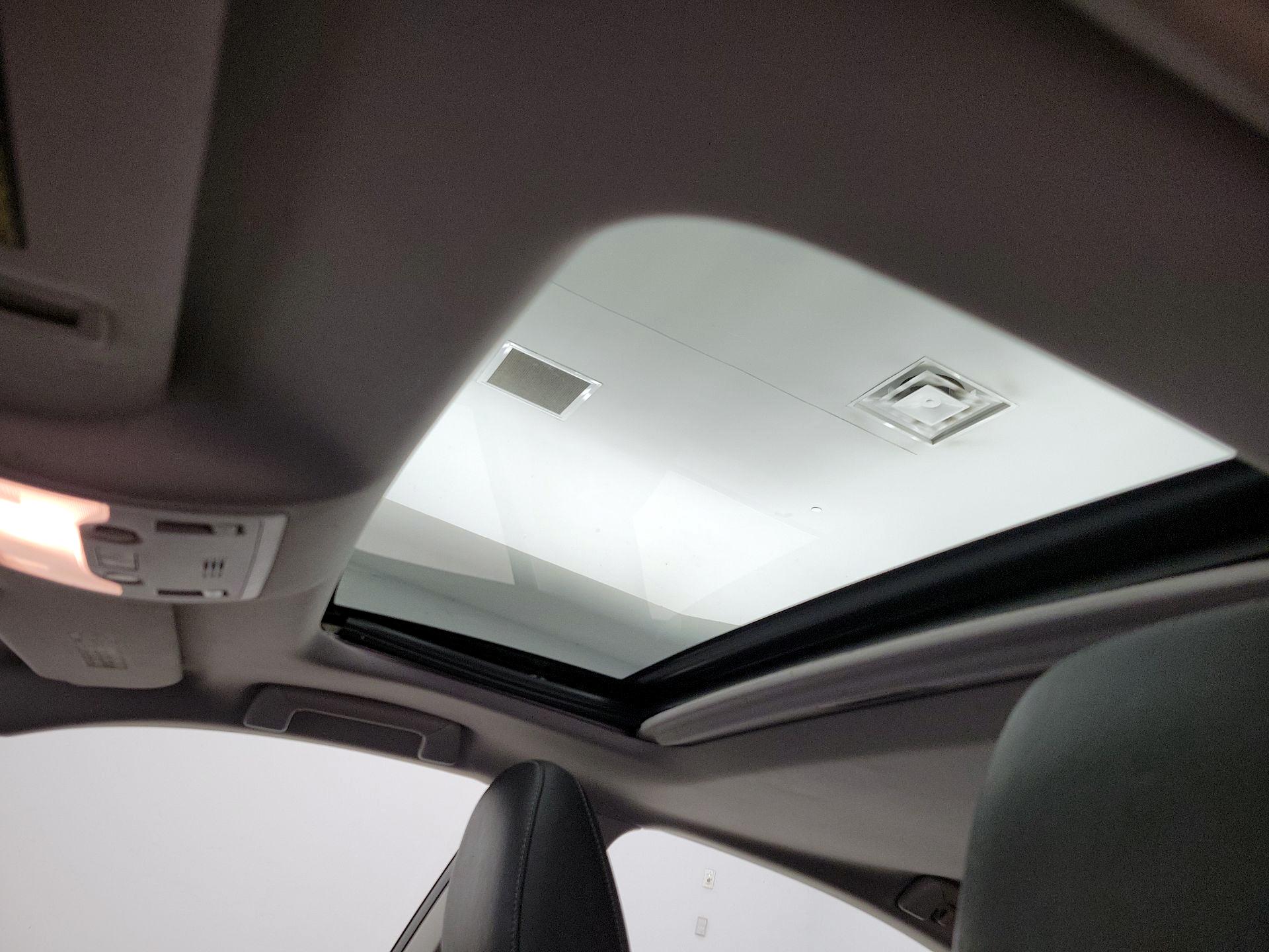 Thumbnail: 2014 Lexus ES - 20