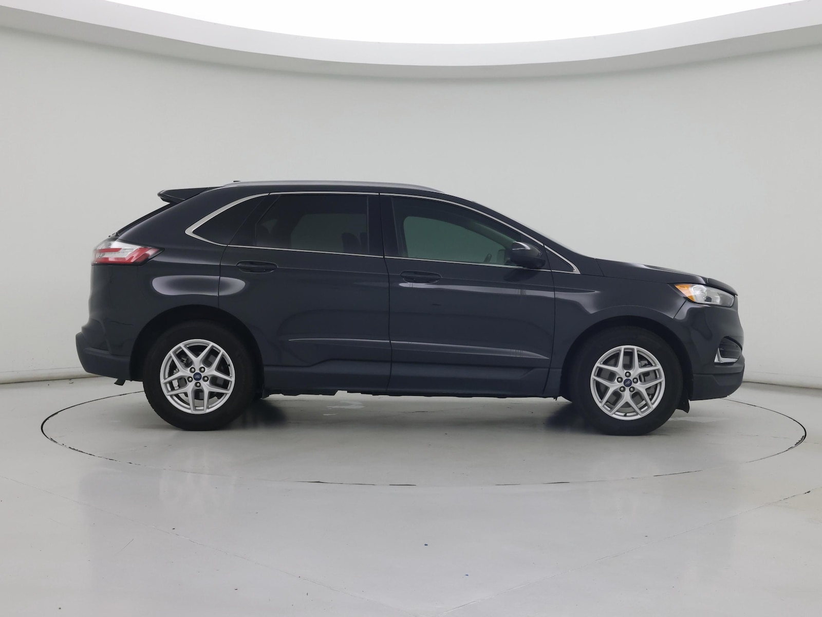 2021 Ford Edge SEL - Photo 8