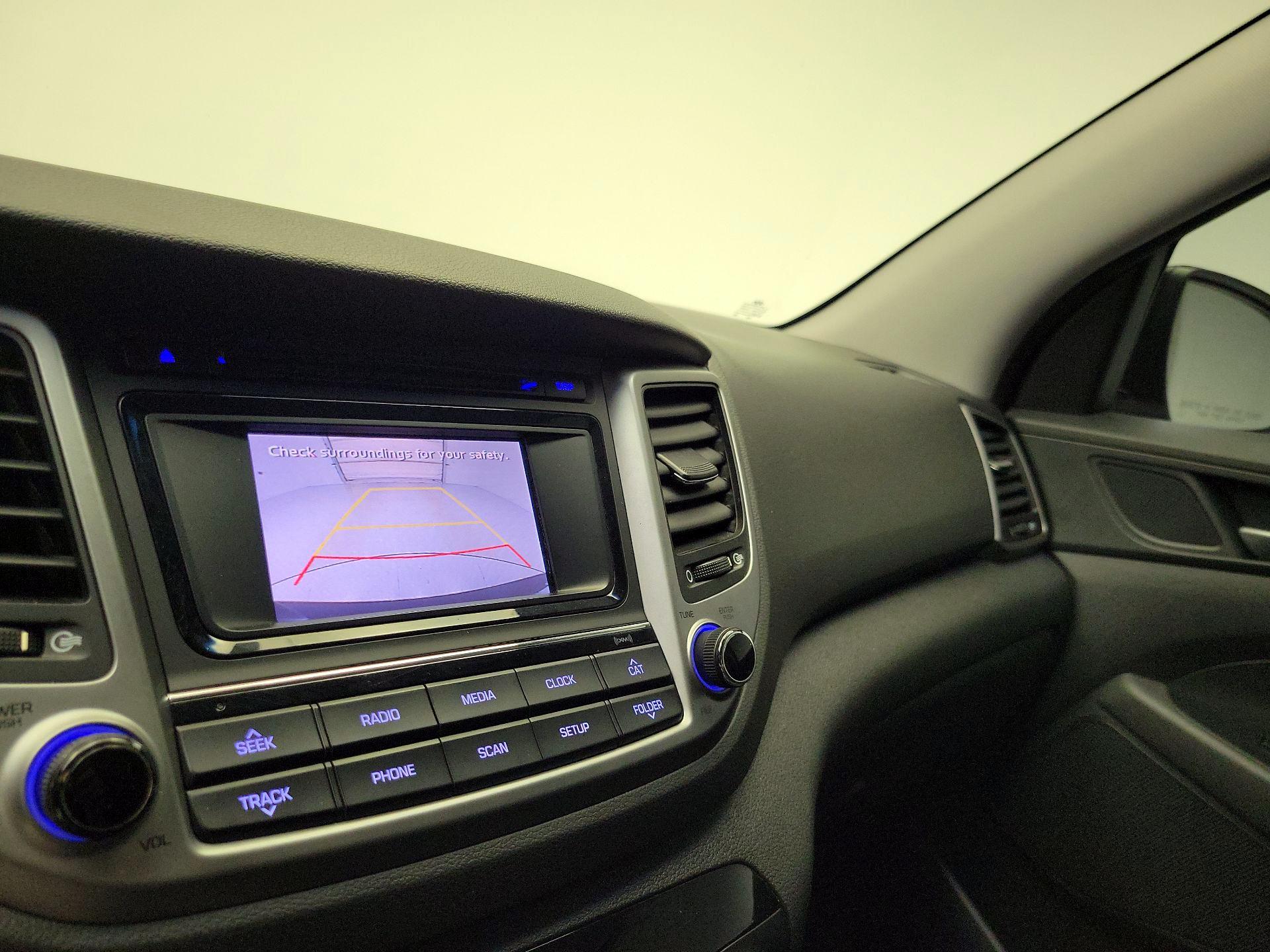 Thumbnail: 2017 Hyundai Tucson - 14