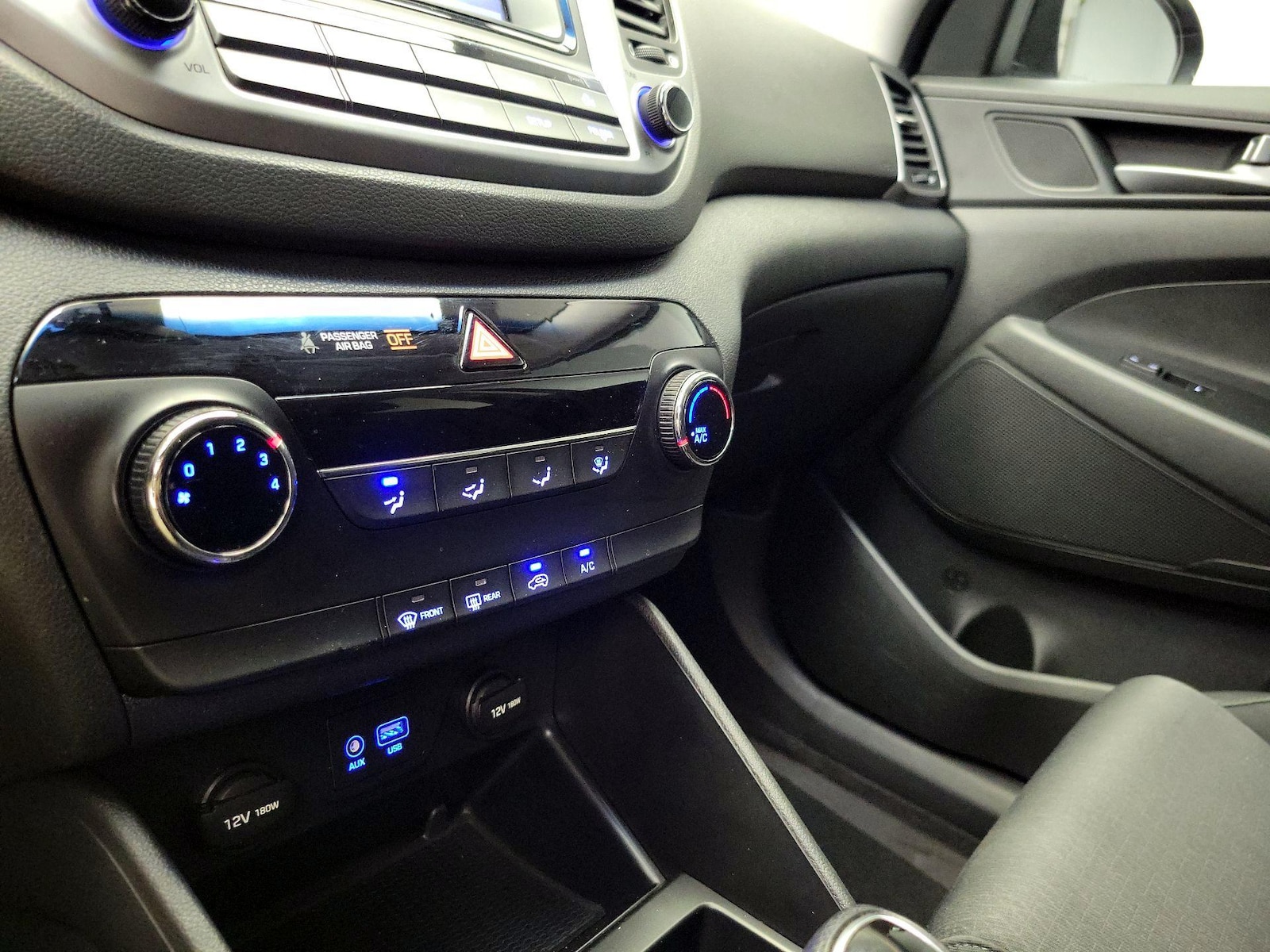 2017 Hyundai Tucson SE - Photo 17
