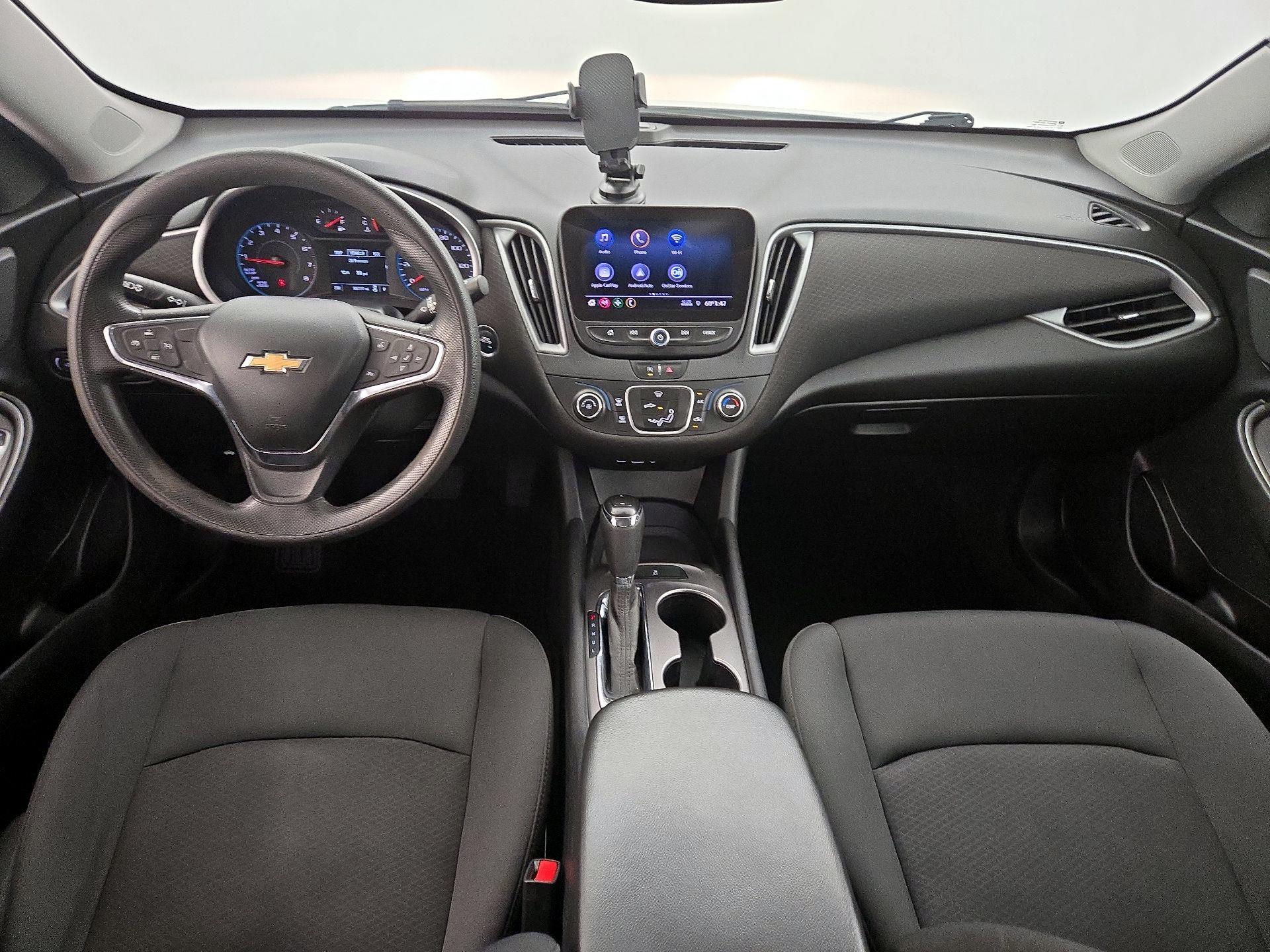 Thumbnail: 2020 Chevrolet Malibu - 9