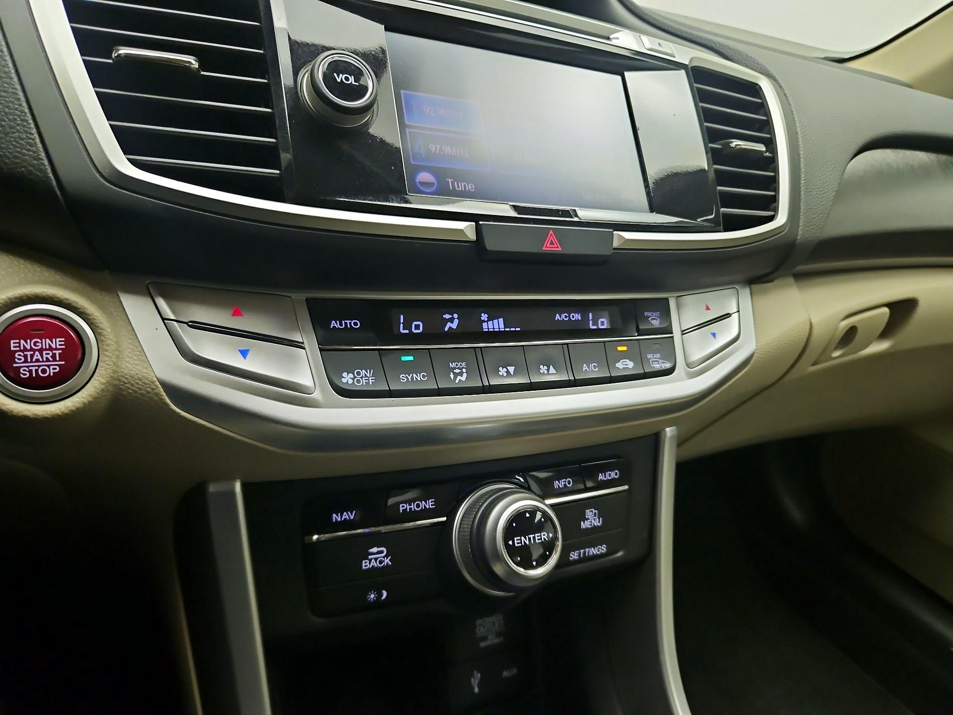 Thumbnail: 2014 Honda Accord - 15
