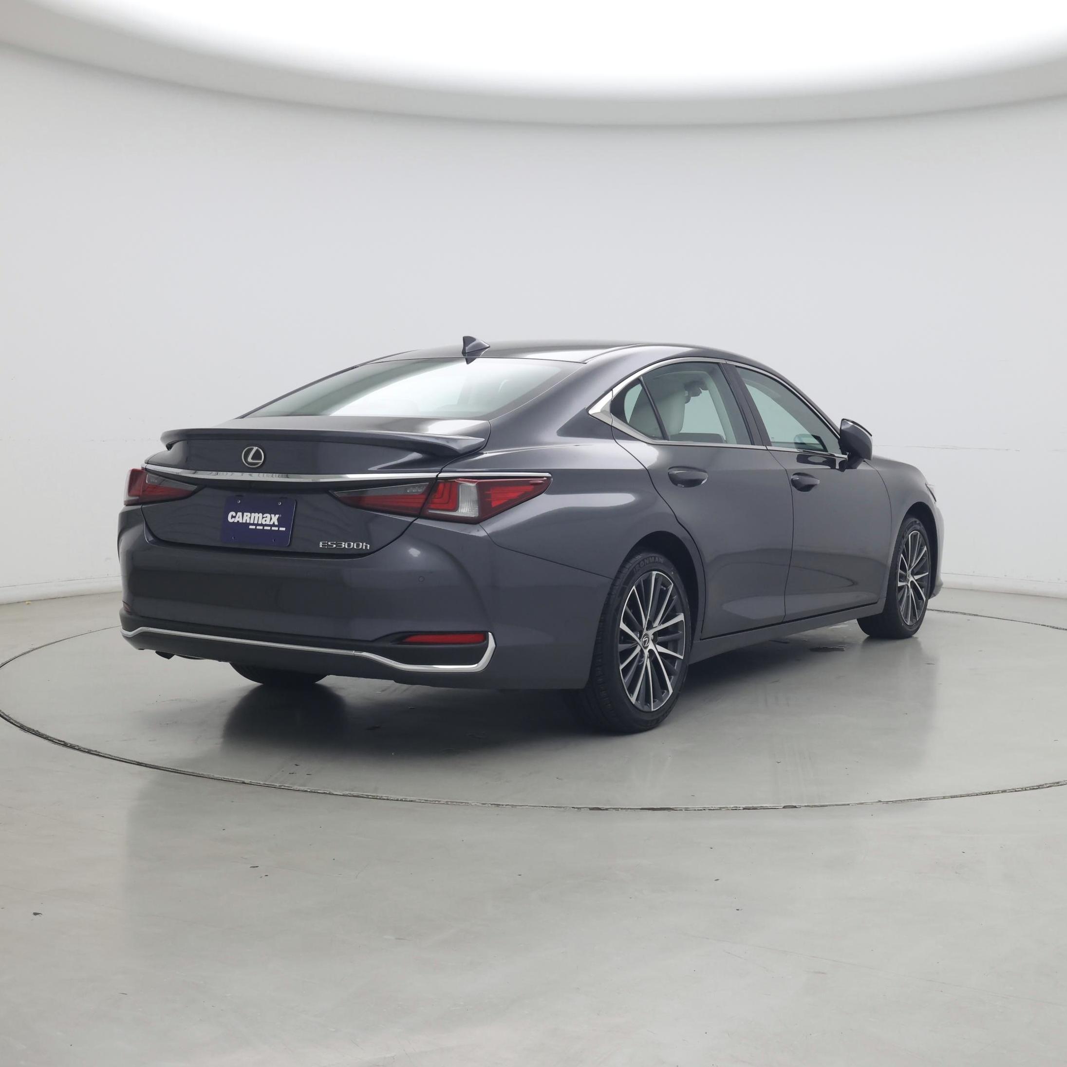 Thumbnail: 2023 Lexus ES - 8