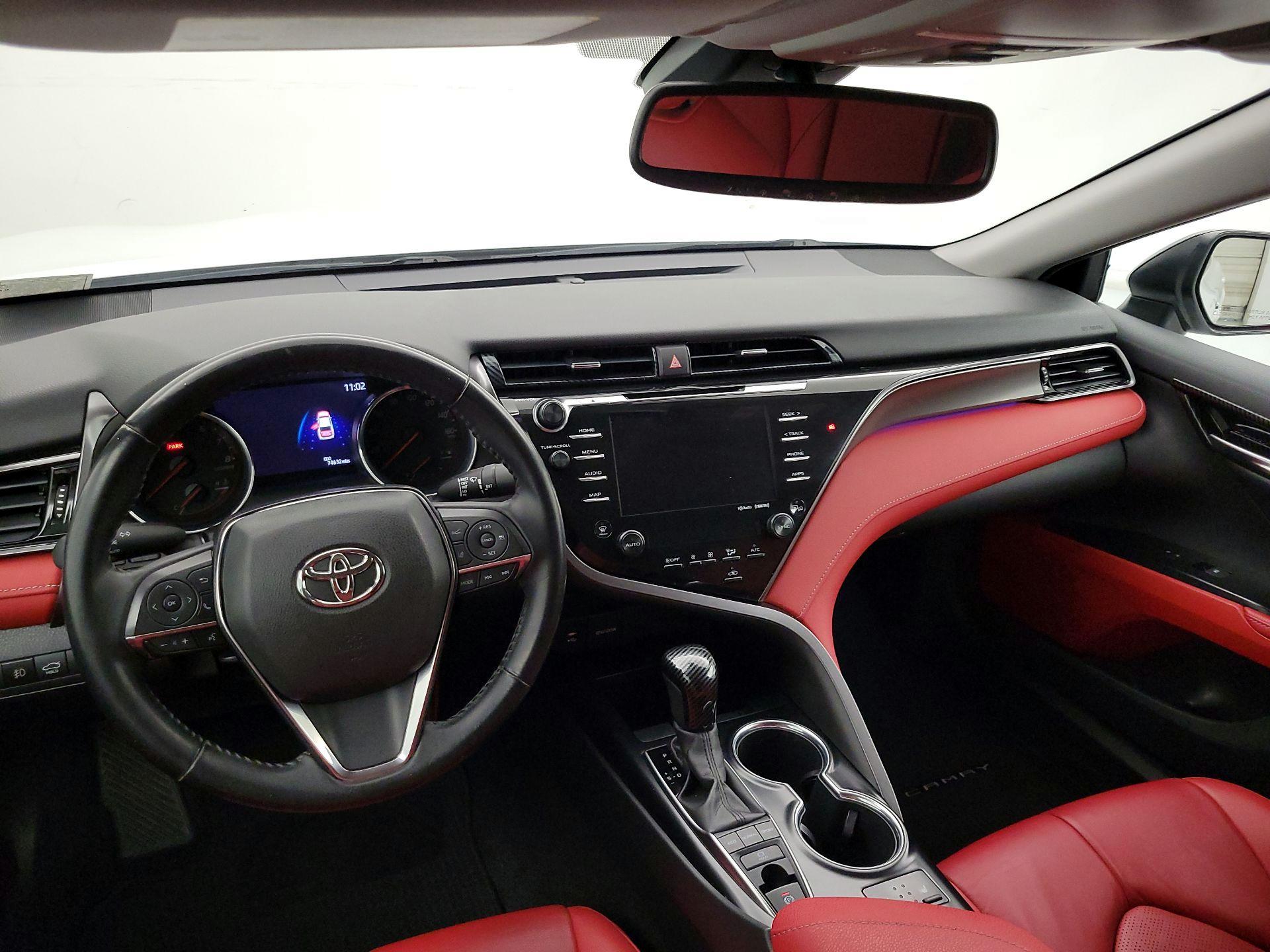 Thumbnail: 2019 Toyota Camry - 9