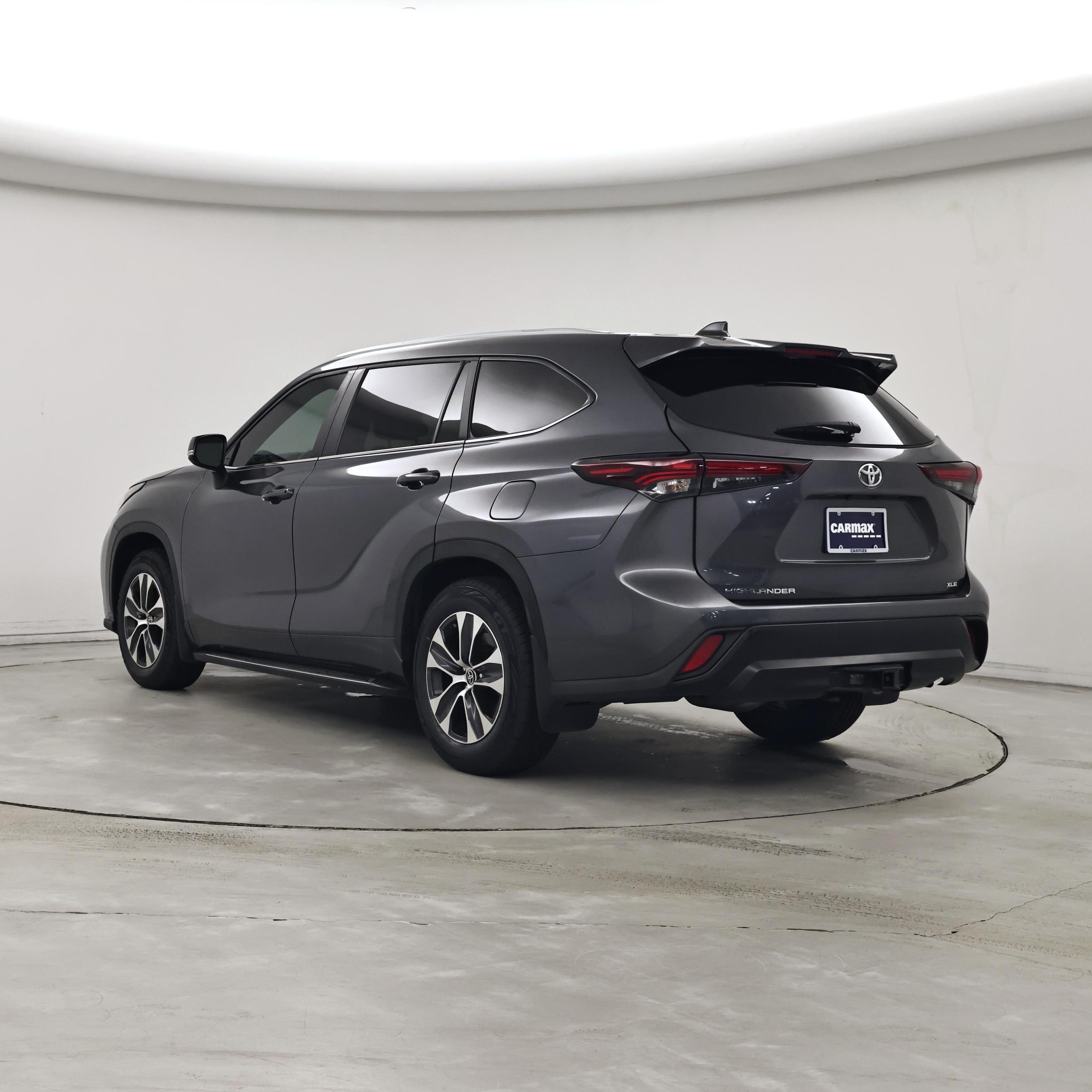 Thumbnail: 2024 Toyota Highlander - 2