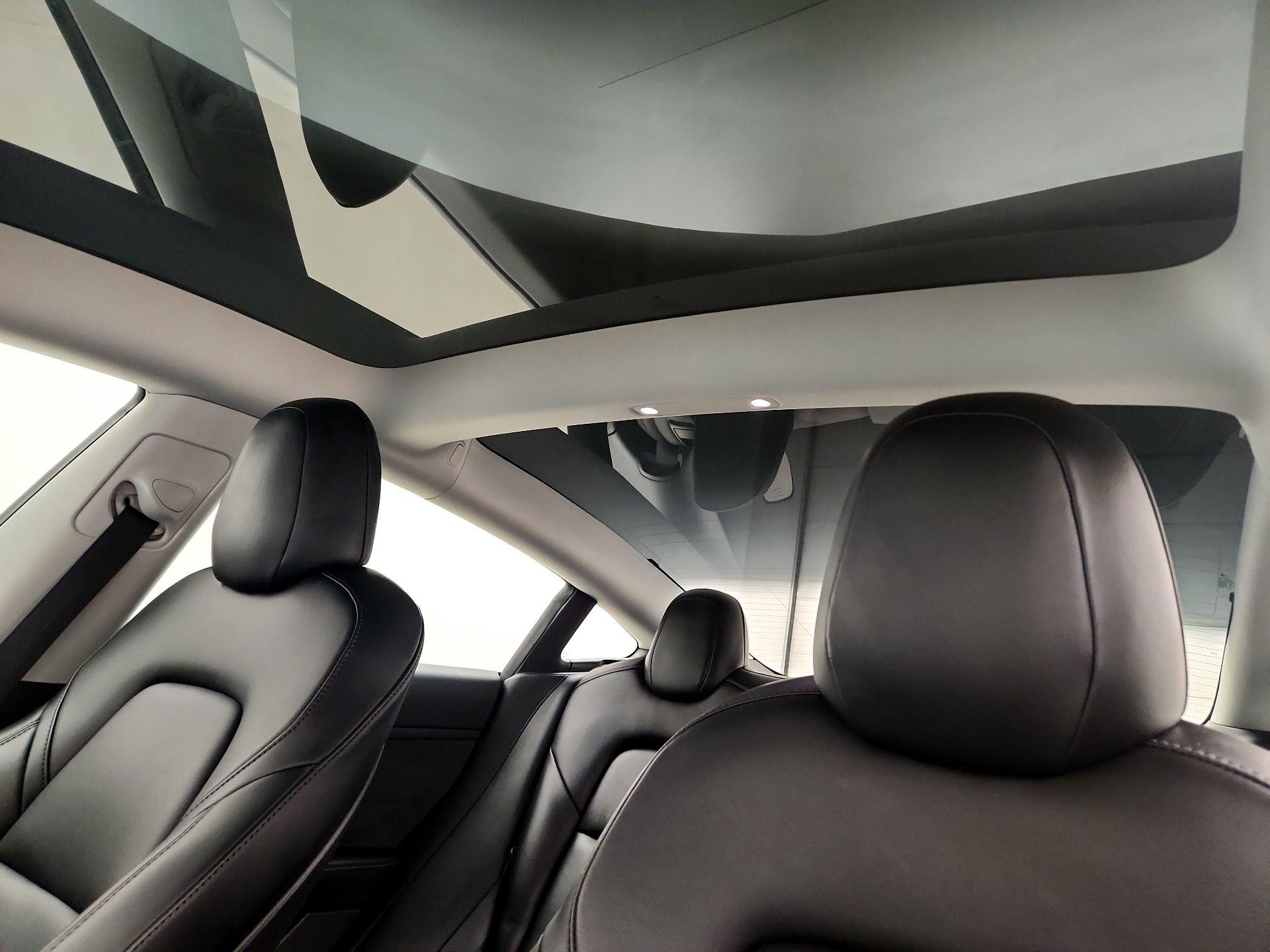 Thumbnail: 2021 Tesla Model 3 - 19