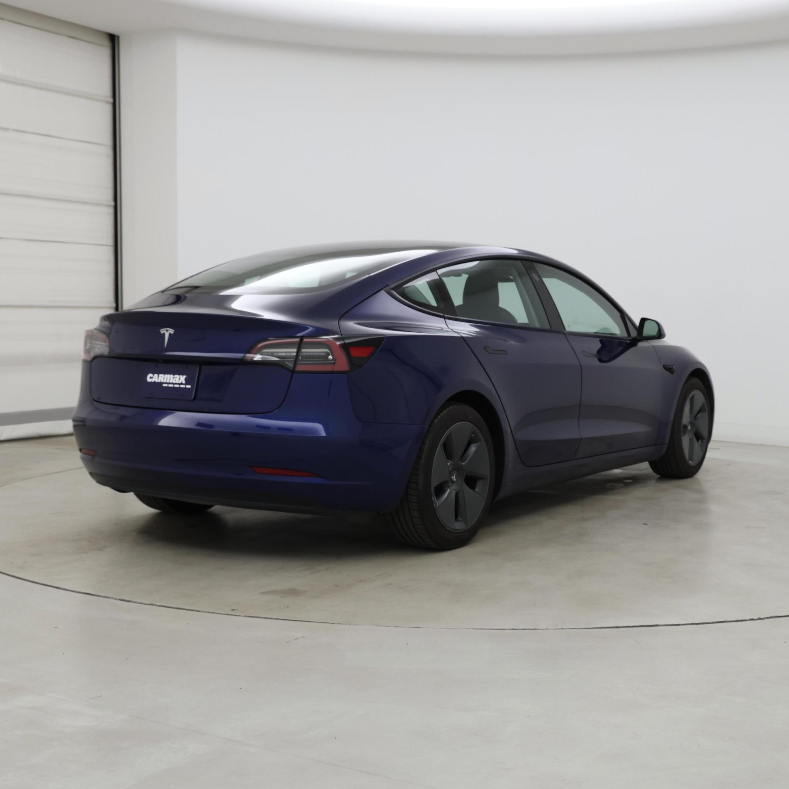 Thumbnail: 2021 Tesla Model 3 - 8