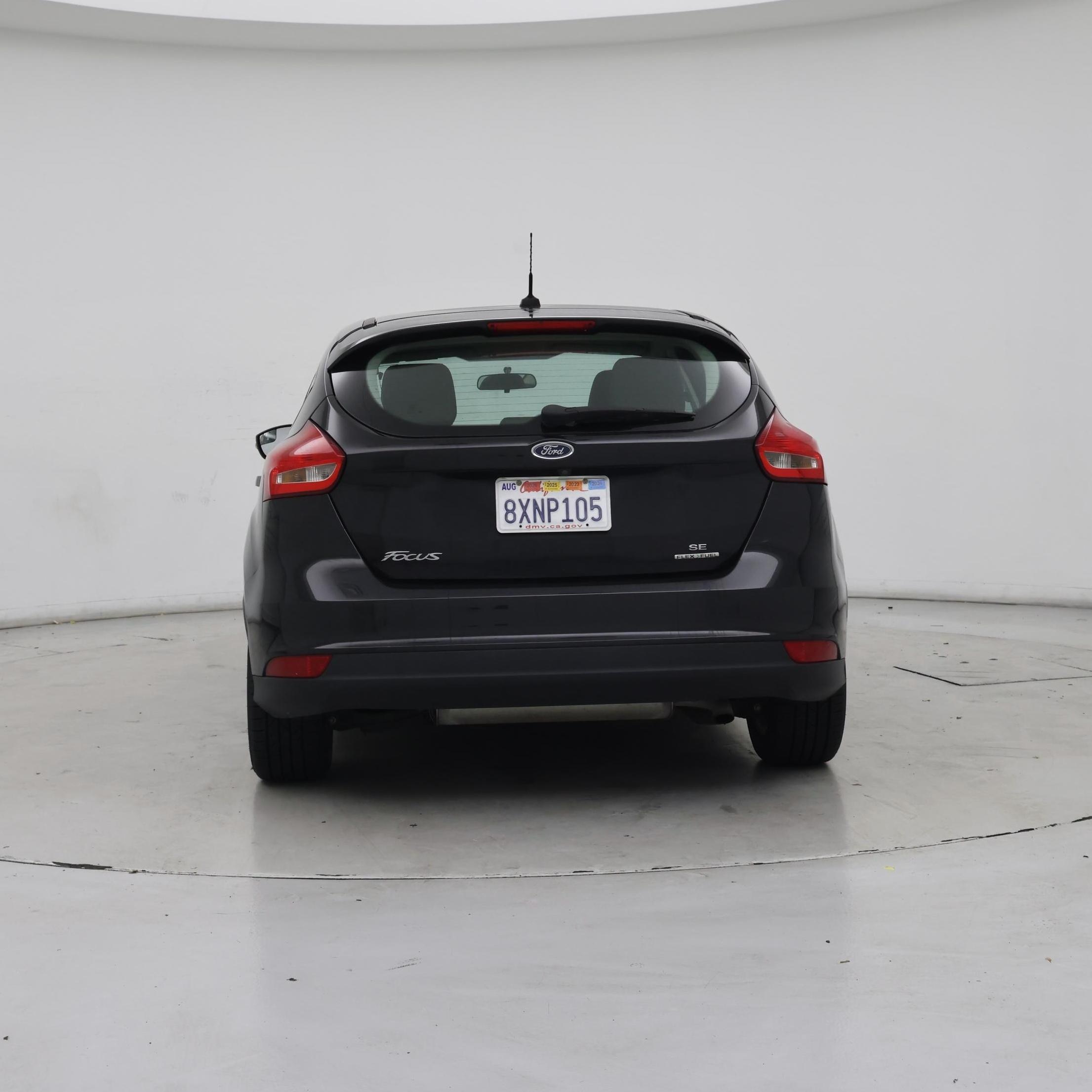 Thumbnail: 2015 Ford Focus - 6