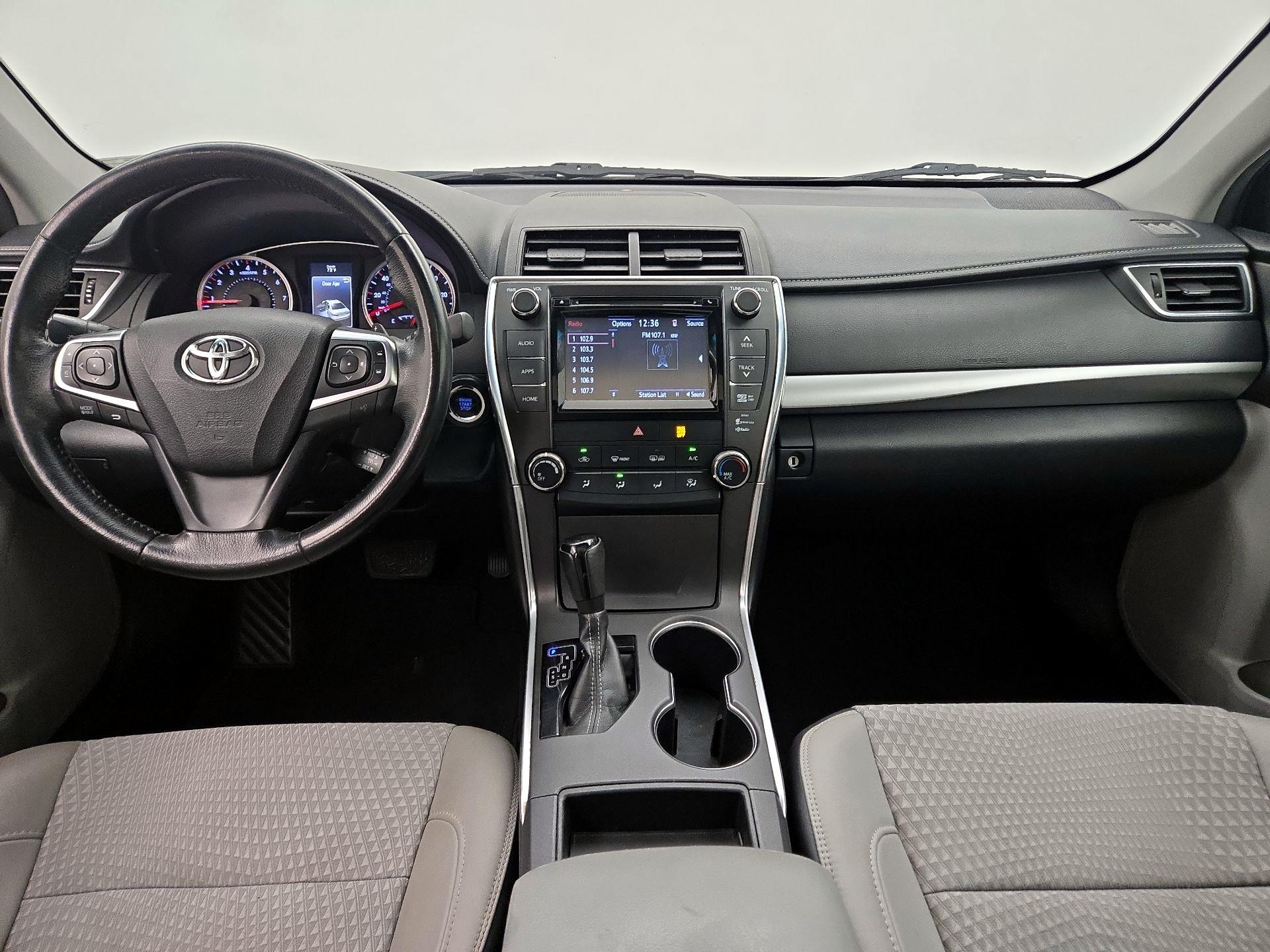 Thumbnail: 2015 Toyota Camry - 9