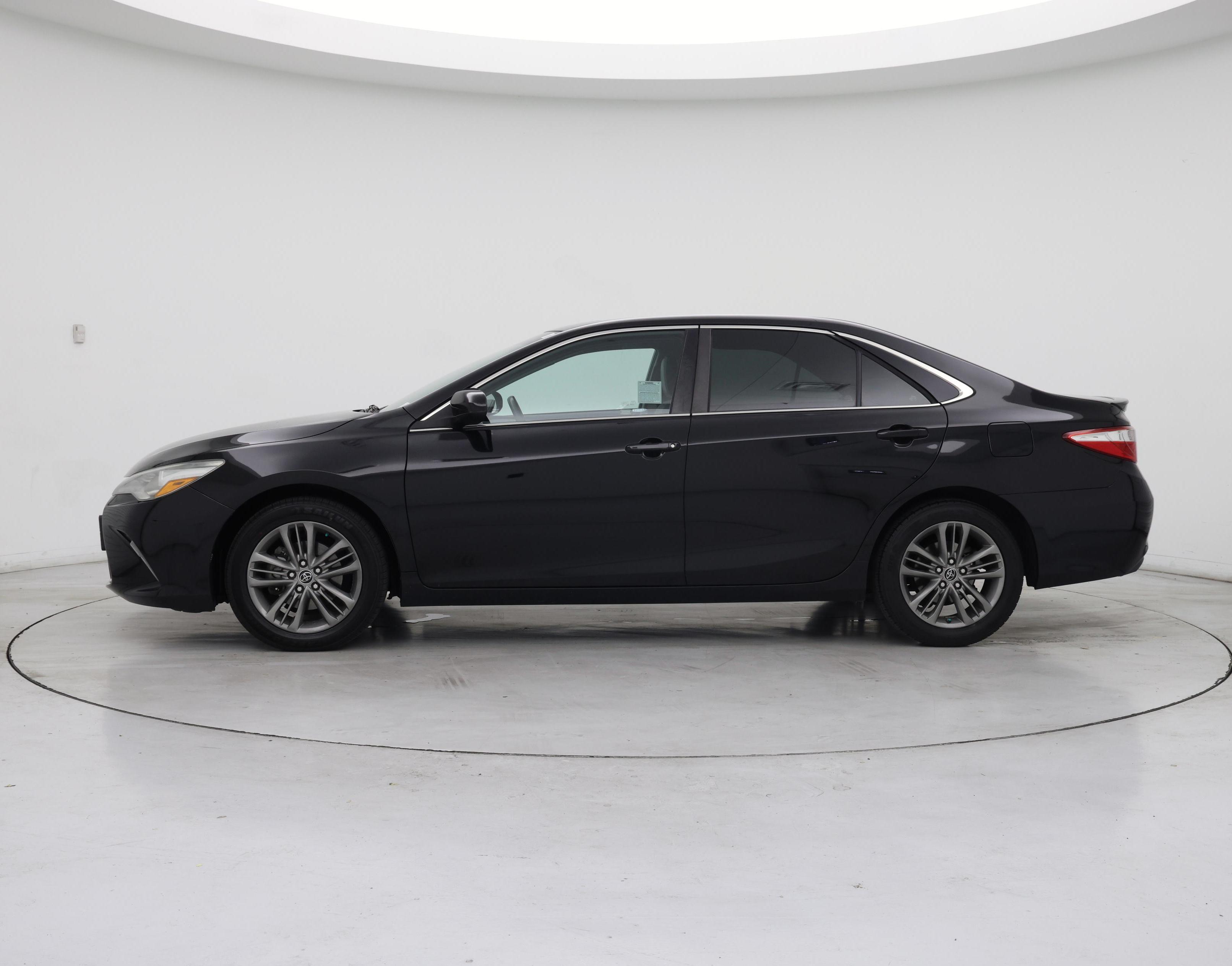 Thumbnail: 2015 Toyota Camry - 3