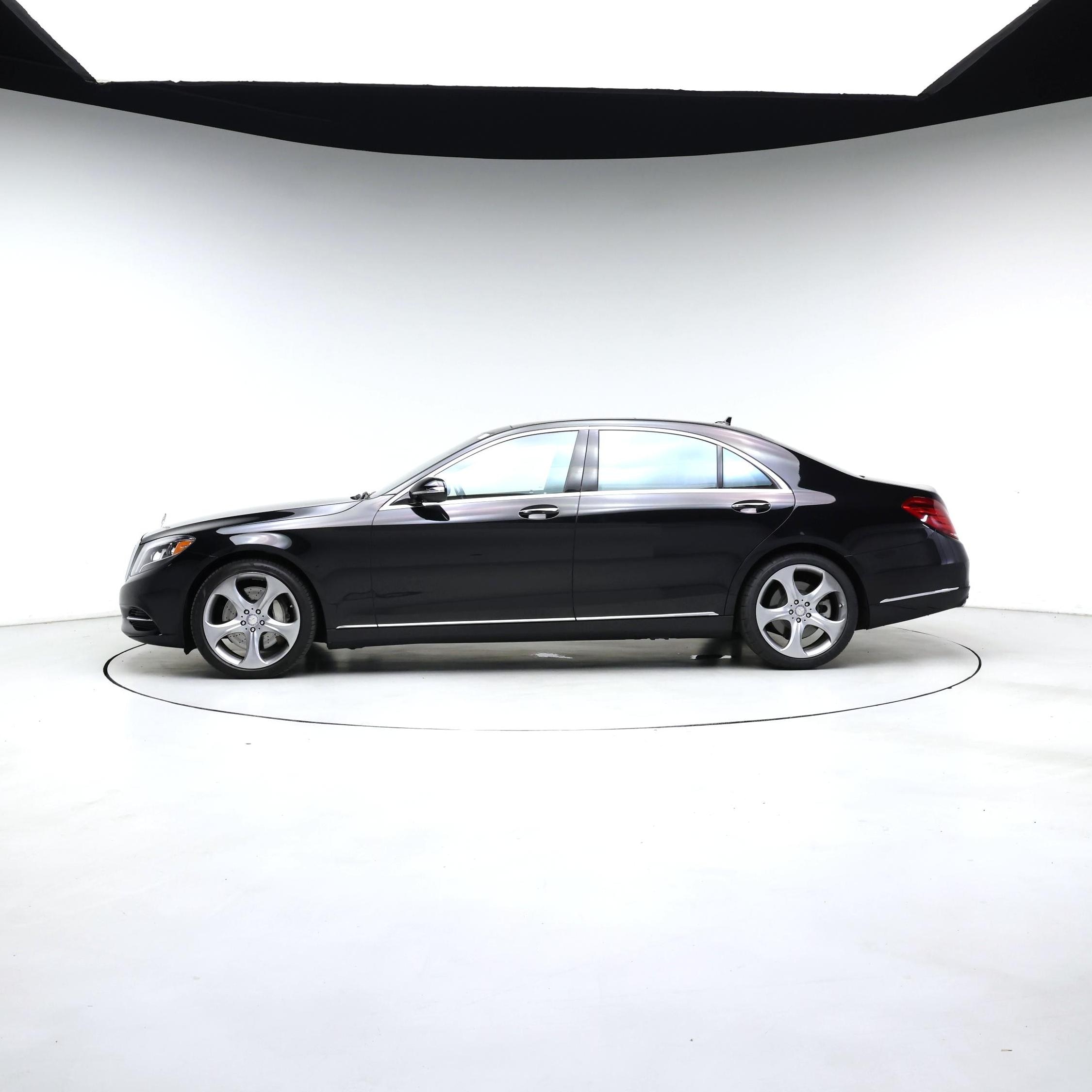Thumbnail: 2015 Mercedes-Benz S-Class - 3