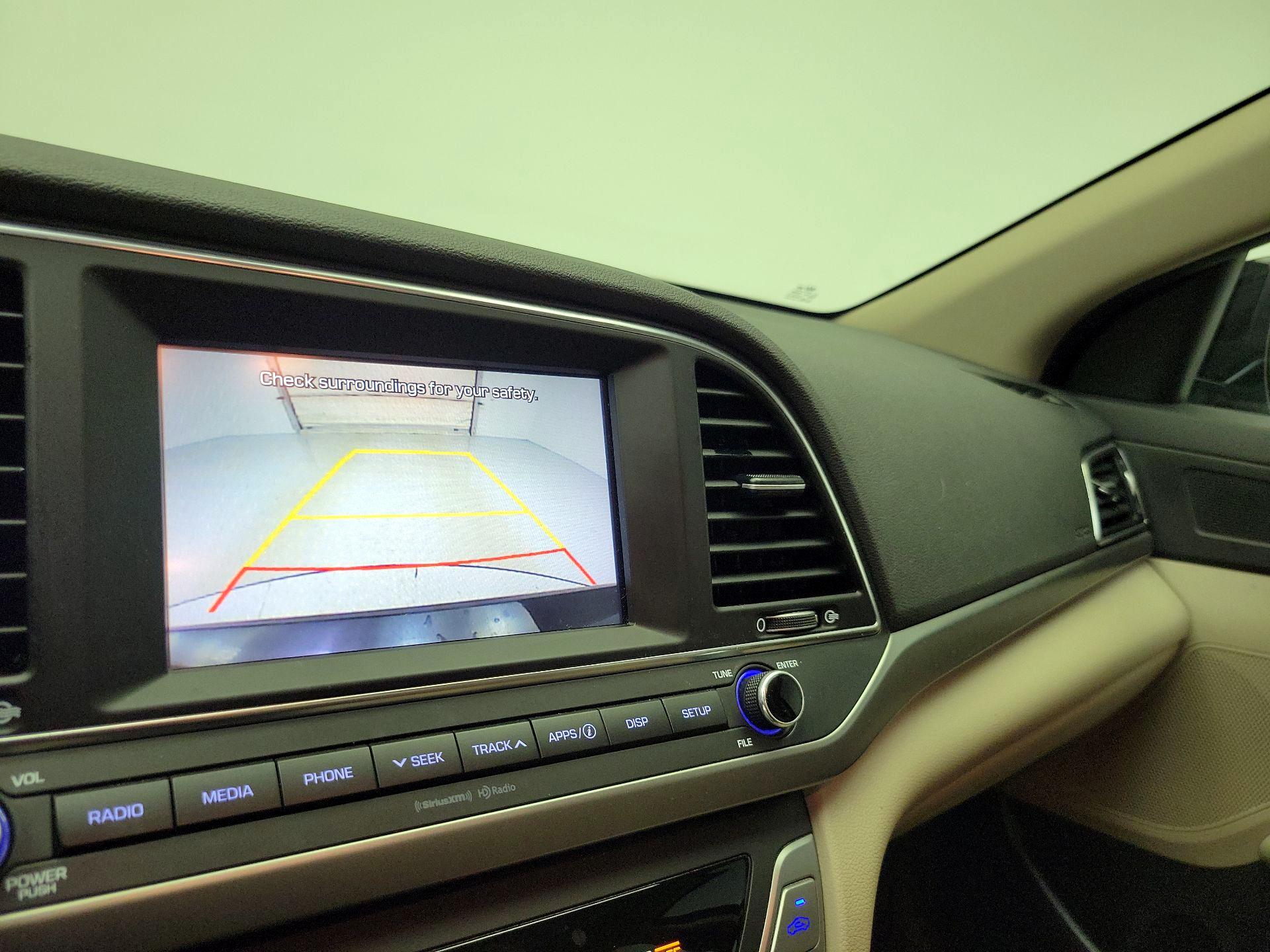 Thumbnail: 2017 Hyundai Elantra - 14
