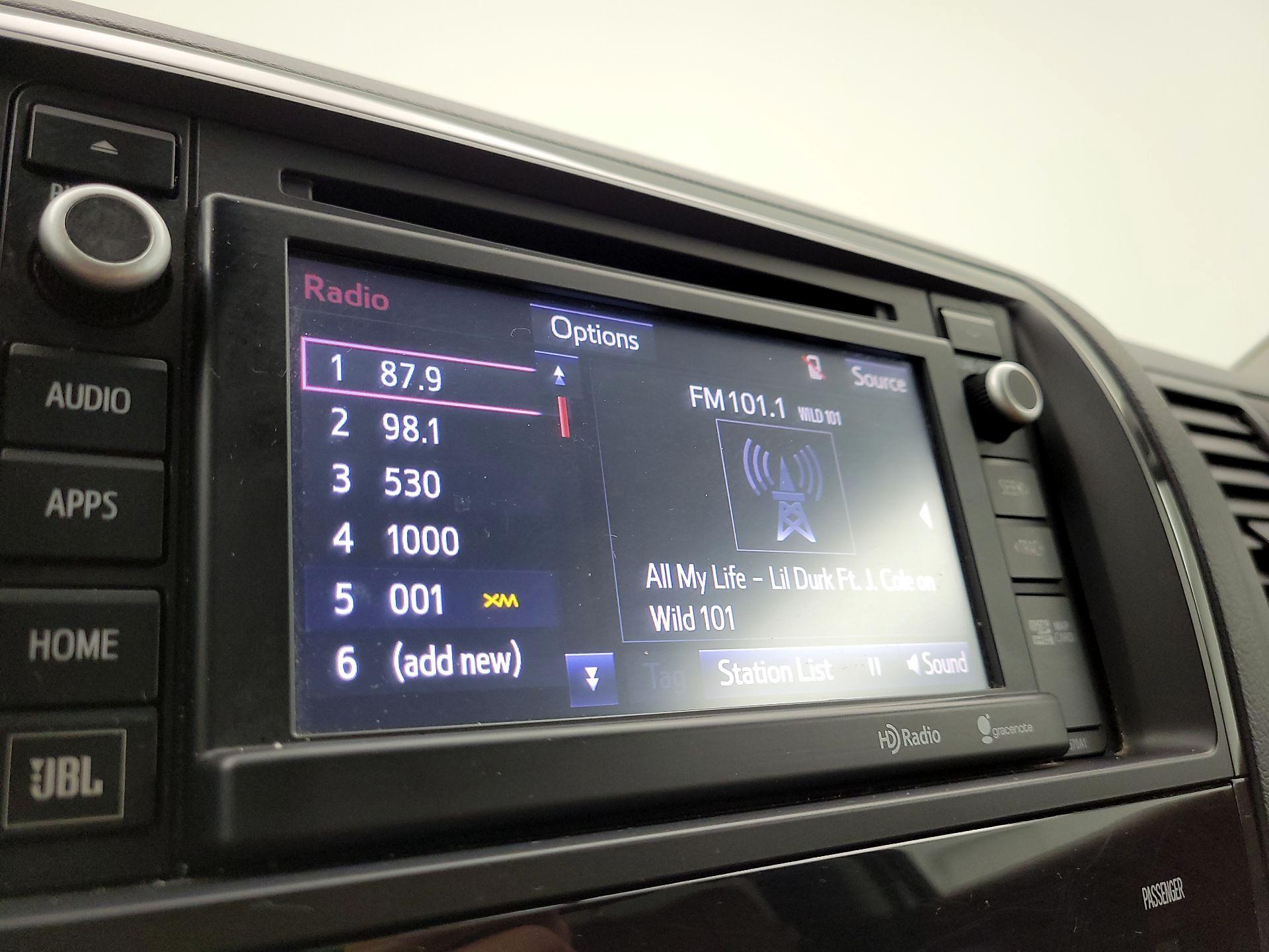 Thumbnail: 2014 Toyota Sequoia - 16