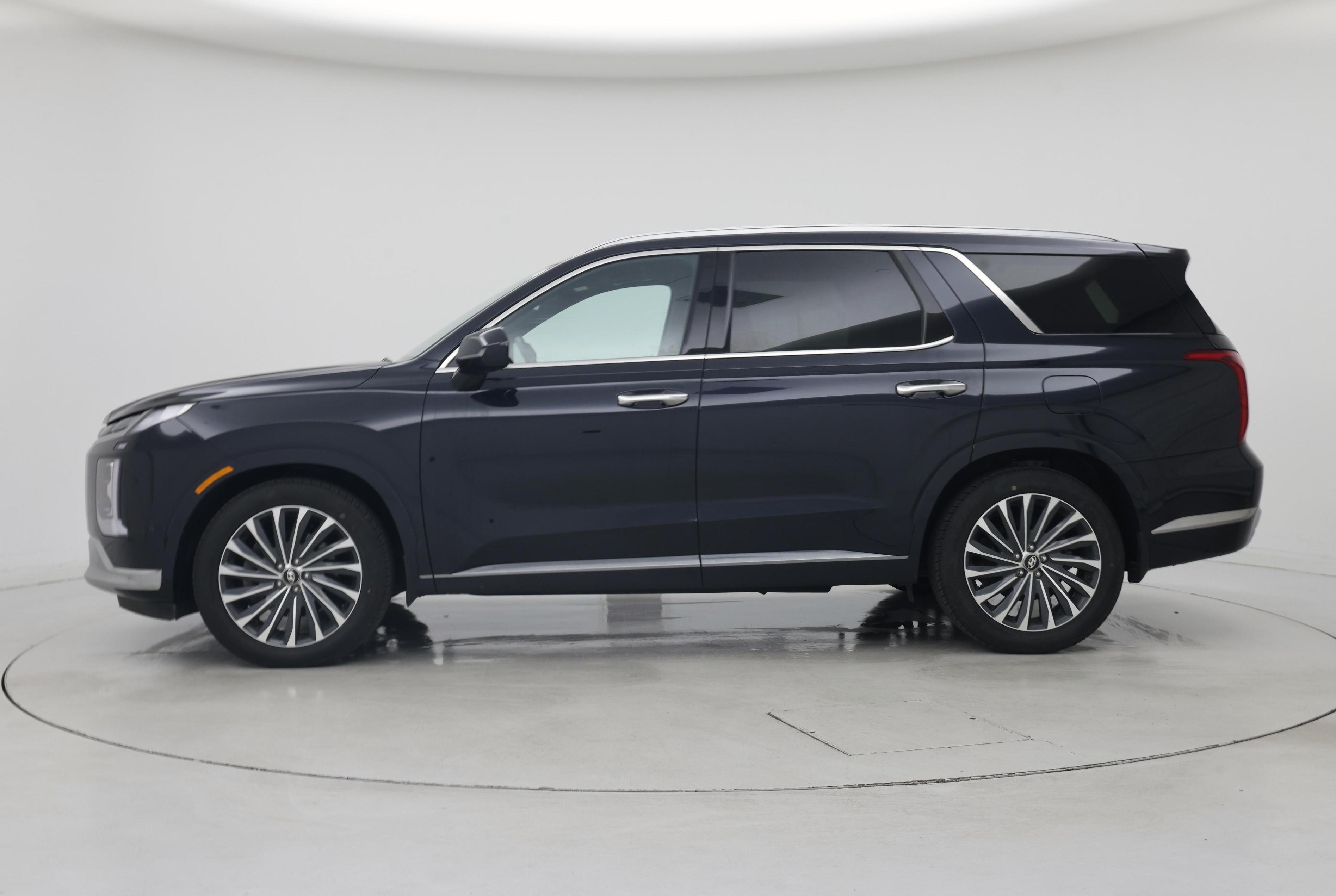 Thumbnail: 2023 Hyundai Palisade - 3